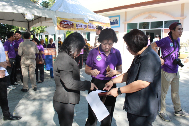 @แปดริ้ว: พัฒนาการจังหวัดฉะเชิงเทรา ร่วมต้อนรับ รมช.อุตสาหกรรม เปิดหมู่บ้านอุตสาหกรรมสร้างสรรค์