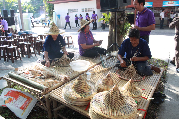 @แปดริ้ว: พัฒนาการจังหวัดฉะเชิงเทรา ร่วมต้อนรับ รมช.อุตสาหกรรม เปิดหมู่บ้านอุตสาหกรรมสร้างสรรค์