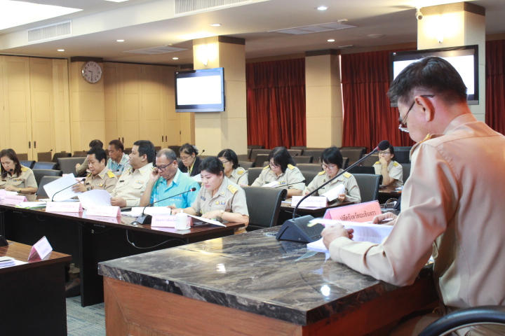 @แปดริ้ว: การขับเคลื่อนเศรษฐกิจฐานรากและประชารัฐ