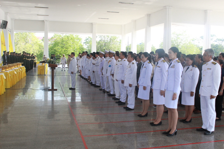 @แปดริ้ว:พิธีมอบเสื้อพระราชทาน กิจกรรม “Bike UnAiRak 2018”
