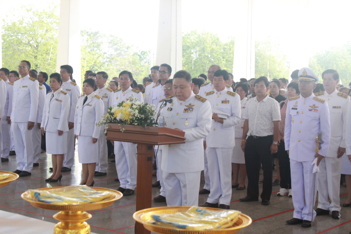 @แปดริ้ว:พิธีมอบเสื้อพระราชทาน กิจกรรม “Bike UnAiRak 2018”