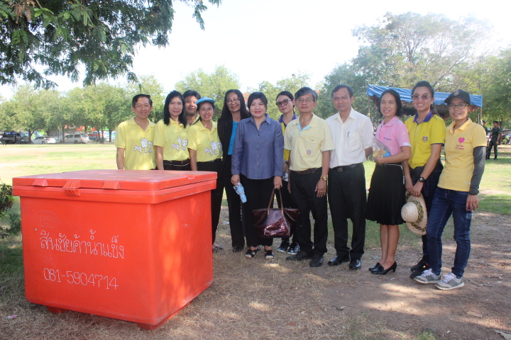 @แปดริ้ว:พิธีมอบเสื้อพระราชทาน กิจกรรม “Bike UnAiRak 2018”