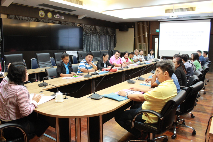 @แปดริ้ว: ขับเคลื่อนตลาดประชารัฐคนไทยยิ้มได้