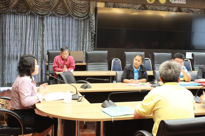 @แปดริ้ว: ขับเคลื่อนตลาดประชารัฐคนไทยยิ้มได้