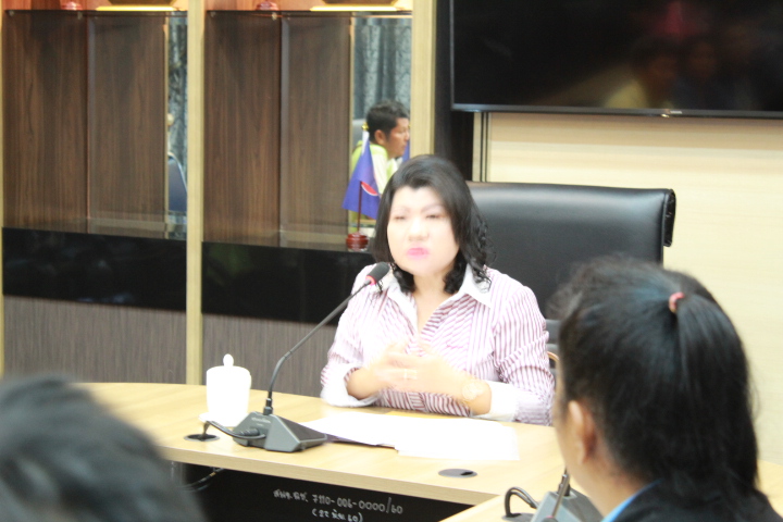 @แปดริ้ว: ขับเคลื่อนตลาดประชารัฐคนไทยยิ้มได้