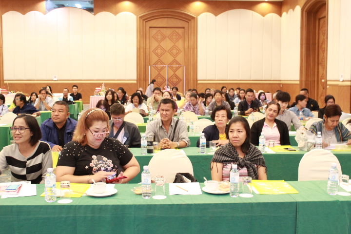 @แปดริ้ว: พัฒนาศักยภาพผู้ประกอบการ OTOP สู่แหล่งท่องเที่ยวชุมชน