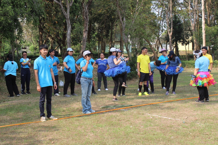 @แปดริ้ว:สวัสดีปีใหม่ ๒๕๖๒ “ก้าวสู่ปีใหม่ด้วยรอยยิ้มและความสุข”