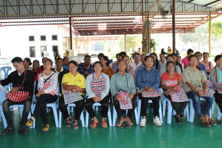 @แปดริ้ว : ส่งเสริมอาชีพแก้จนครัวเรือนตกเกณฑ์ จปฐ. ด้วยหลักปรัชญาเศรษฐกิจพอเพียง