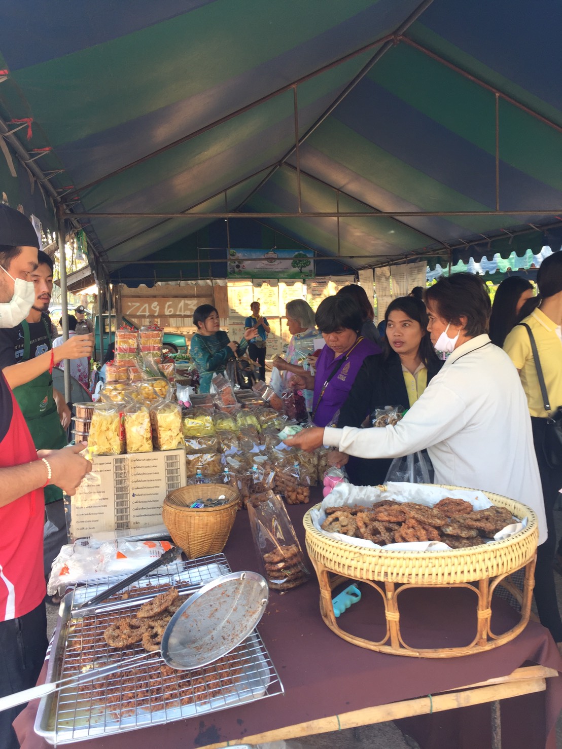 @แปดริ้ว:ผู้ว่าฯ พบประชาชนตามโครงการ “จังหวัดฉะเชิงเทรา บำบัดทุกข์ บำรุงสุข สร้างรอยยิ้มให้ประชาชน”