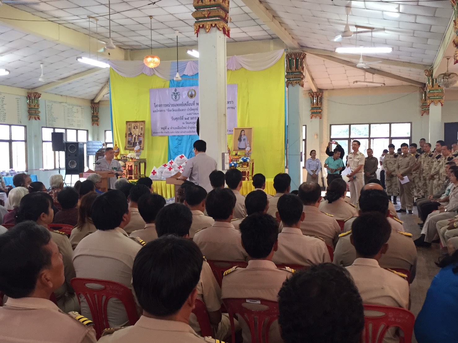 @แปดริ้ว:ผู้ว่าฯ พบประชาชนตามโครงการ “จังหวัดฉะเชิงเทรา บำบัดทุกข์ บำรุงสุข สร้างรอยยิ้มให้ประชาชน”