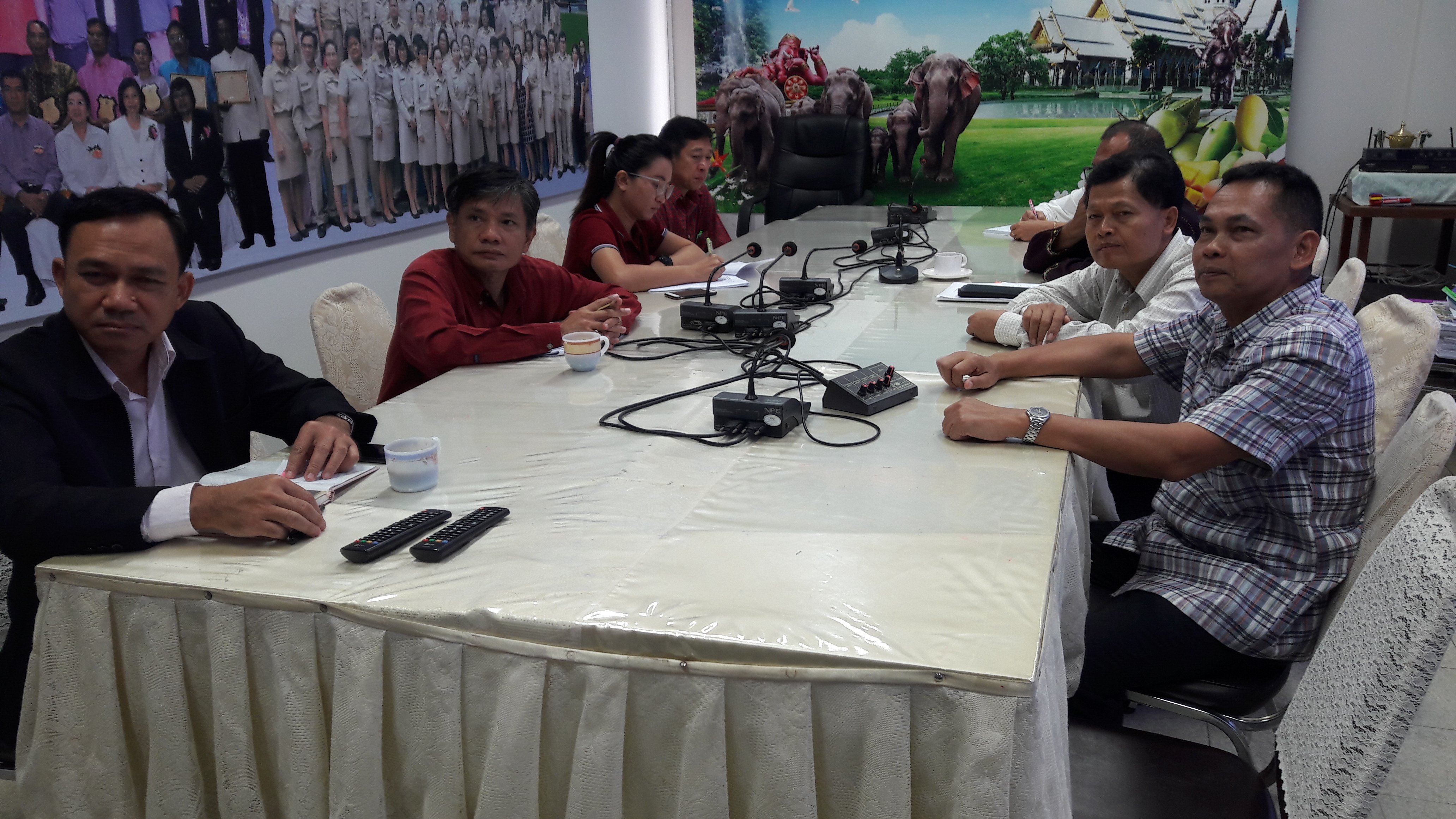 @แปดริ้ว:ร่วมรับฟังการประชุมกรมการพัฒนาชุมชน ครั้งที่ ๒/๒๕๖๒