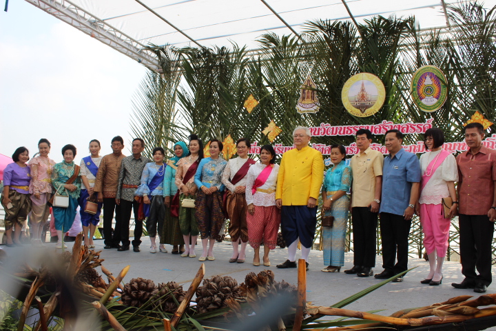 @แปดริ้ว: ลานวัฒนธรรมสร้างสรรค์ เพื่อการเรียนรู้ประวัติศาสตร์ฯ