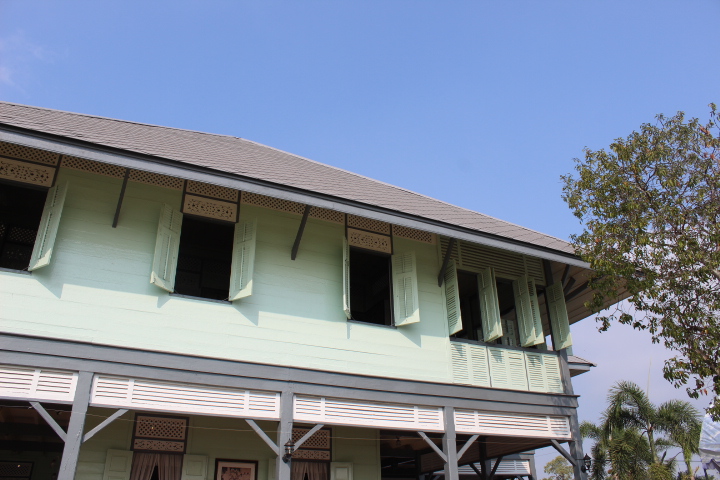 @แปดริ้ว: ลานวัฒนธรรมสร้างสรรค์ เพื่อการเรียนรู้ประวัติศาสตร์ฯ