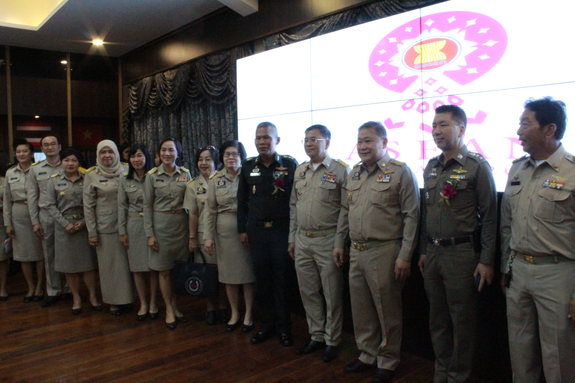 @แปดริ้ว:เปิดนิทรรศการสนับสนุนการเป็นประธานอาเซียน จังหวัดฉะเชิงเทรา