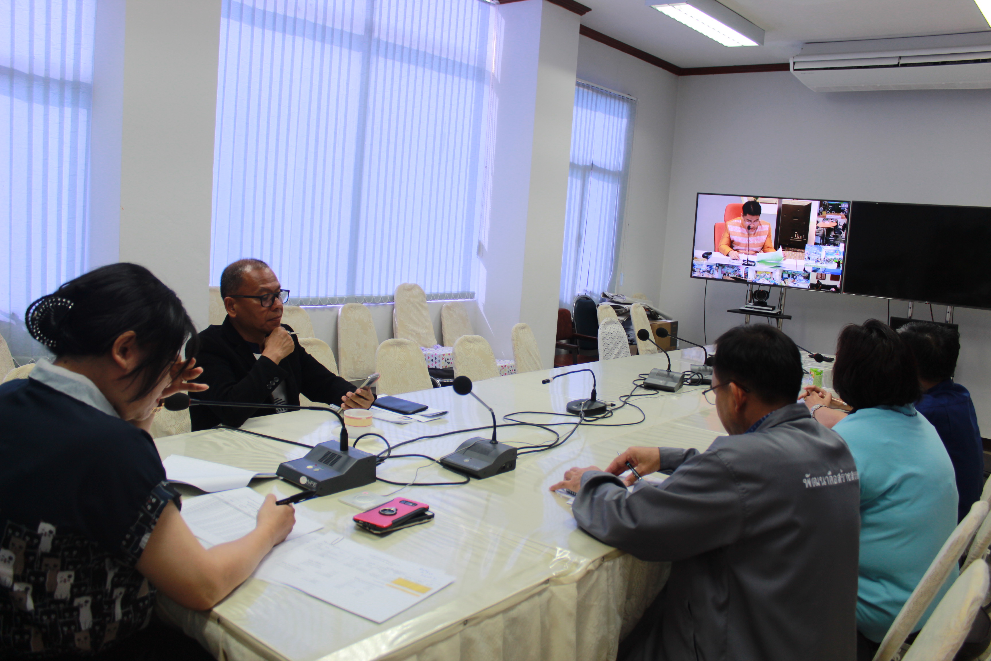 @แปดริ้ว:กรมการพัฒนาชุมชน ประชุมเร่งรัดการเบิกจ่ายงบประมาณ ปี ๒๕๖๒