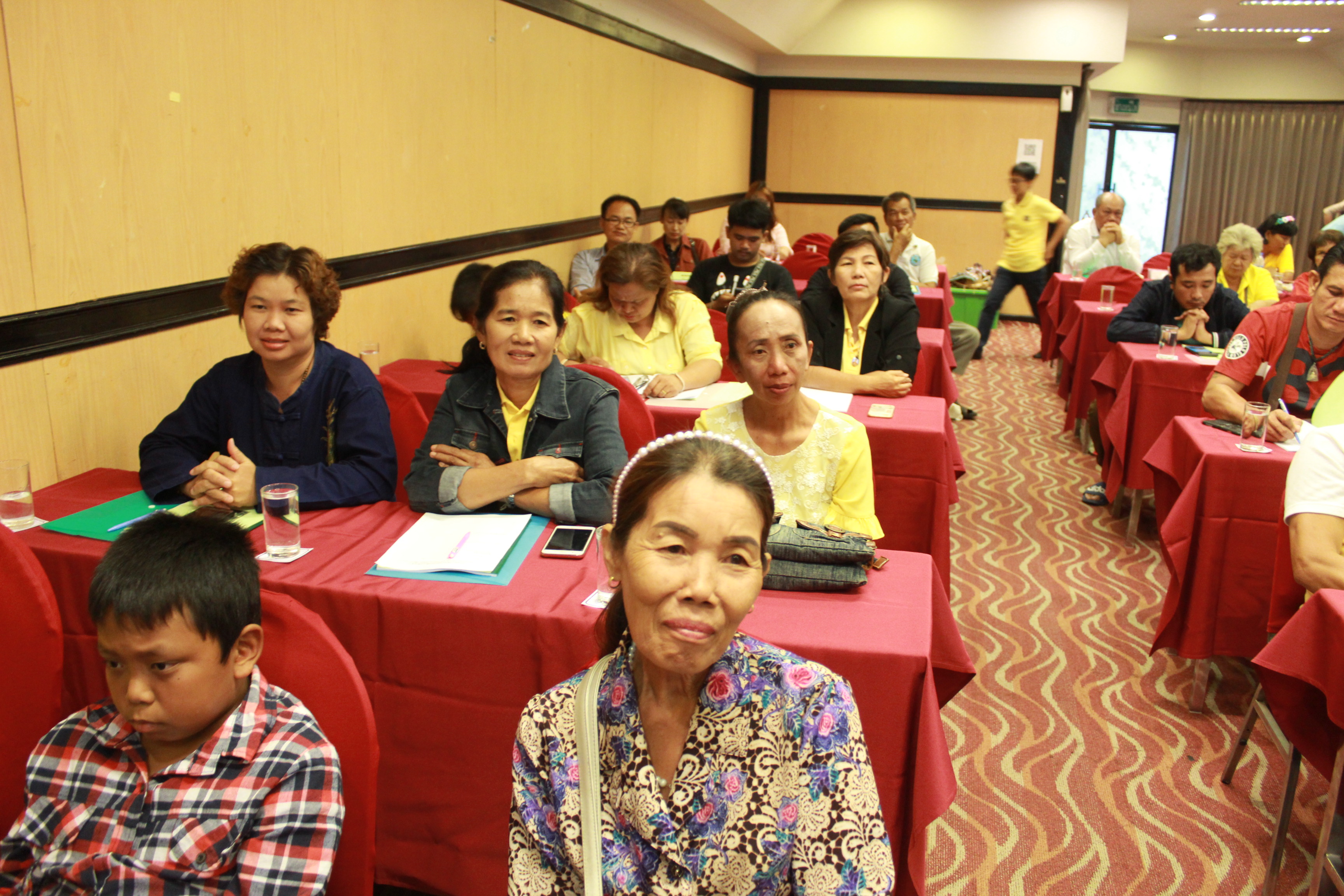 @แปดริ้ว:พัฒนาผลิตภัณฑ์ นตผ. กลุ่มปรับตัวสู่การพัฒนา ปี ๒๕๖๒