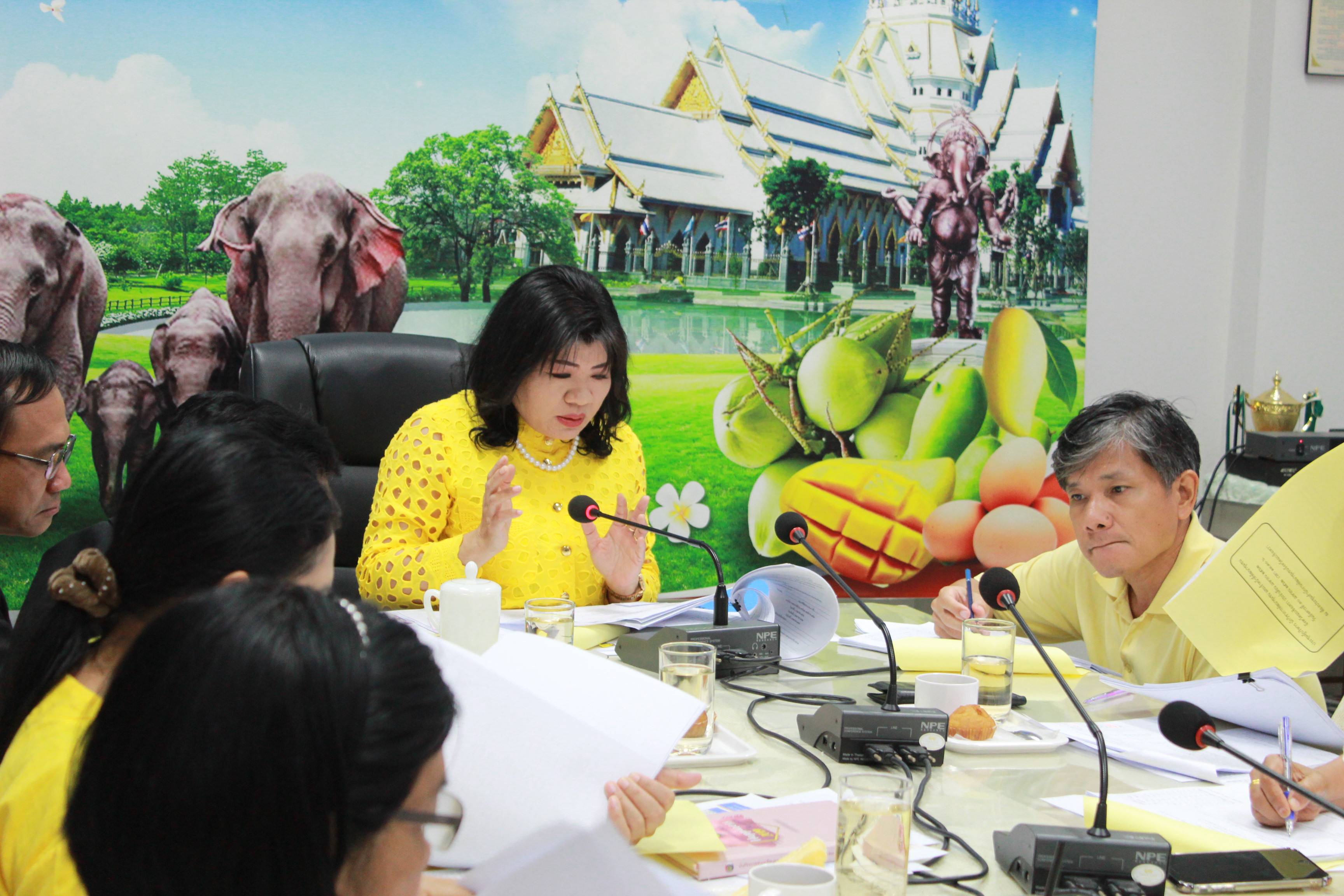 @แปดริ้ว: ประชุมผู้บริหาร นักวิชาการและเจ้าหน้าที่พัฒนาชุมชน ครั้งที่ ๔/๒๕๖๒