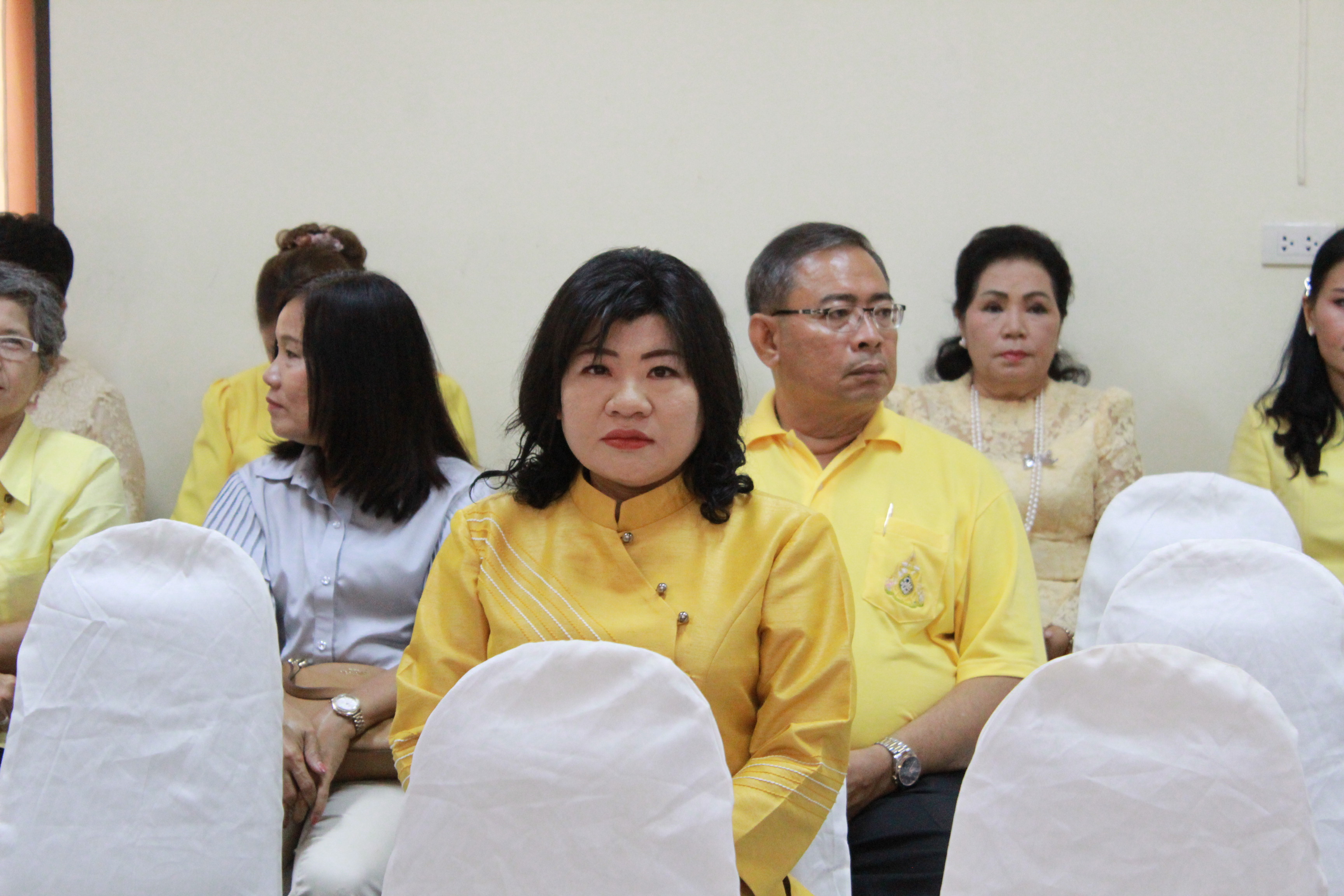 @แปดริ้ว:โครงการบรรพชาอุปสมบทเฉลิมพระเกียรติ เนื่องในโอกาศมหามงคลพระราชพิธีบรมราชาภิเษก