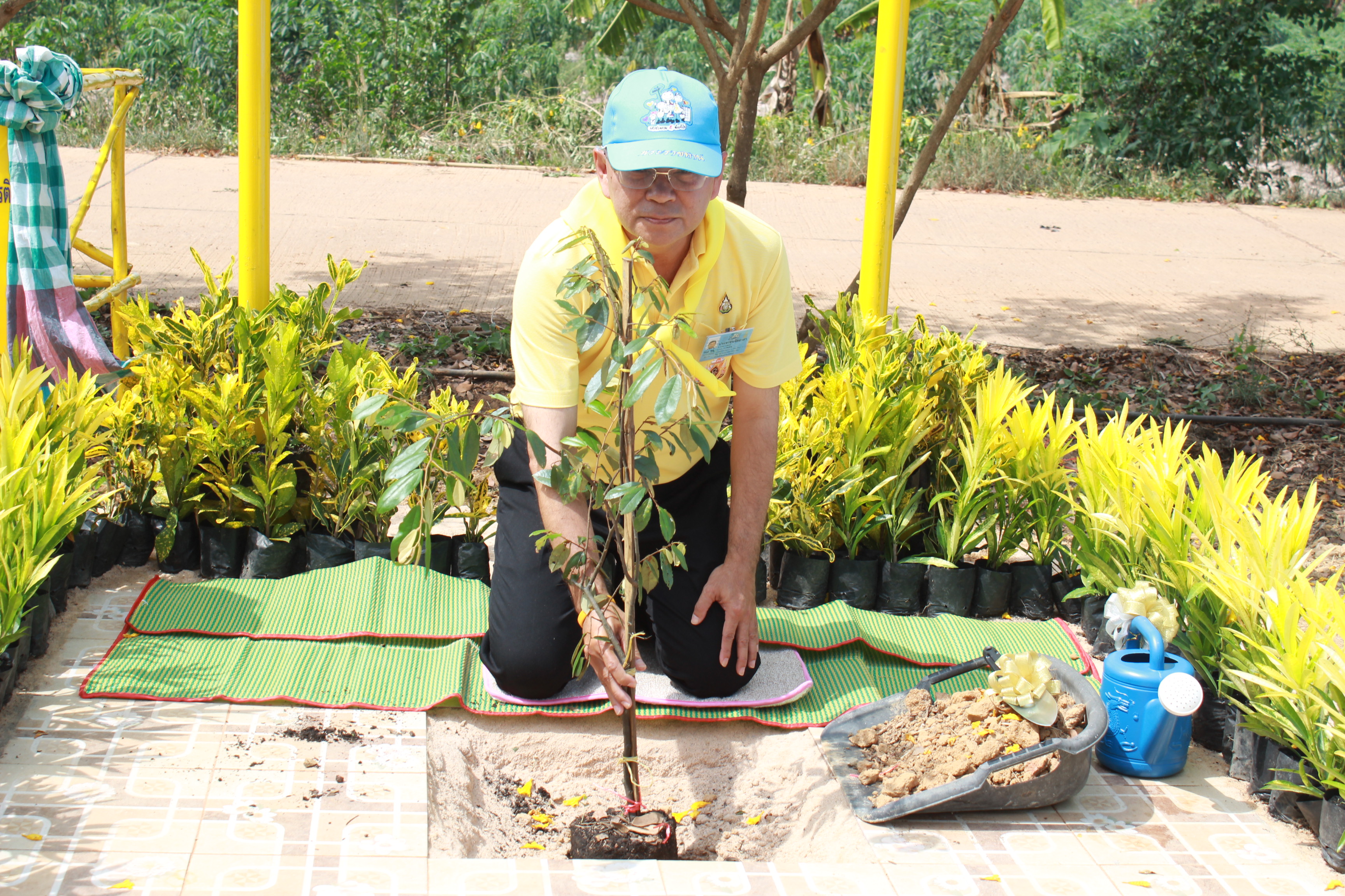 @แปดริ้ว:Kick off หมู่บ้านเศรษฐกิจพอเพียงเฉลิมพระเกียรติฯ”มั่นคง มั่งคั่ง ยั่งยืน”