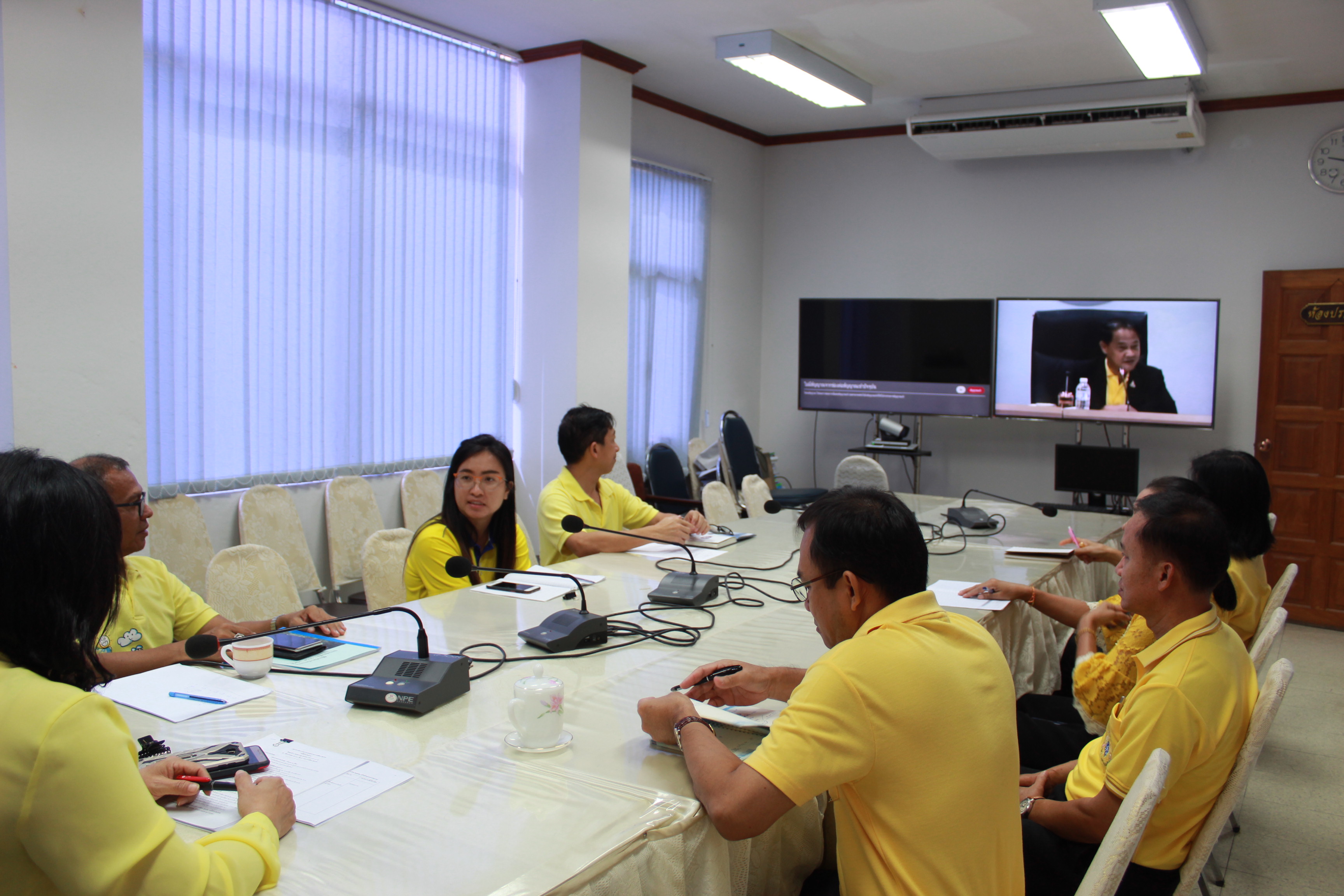 @แปดริ้ว:ร่วมรับฟังการประชุมกรมการพัฒนาชุมชน ครั้งที่ ๕/๒๕๖๒