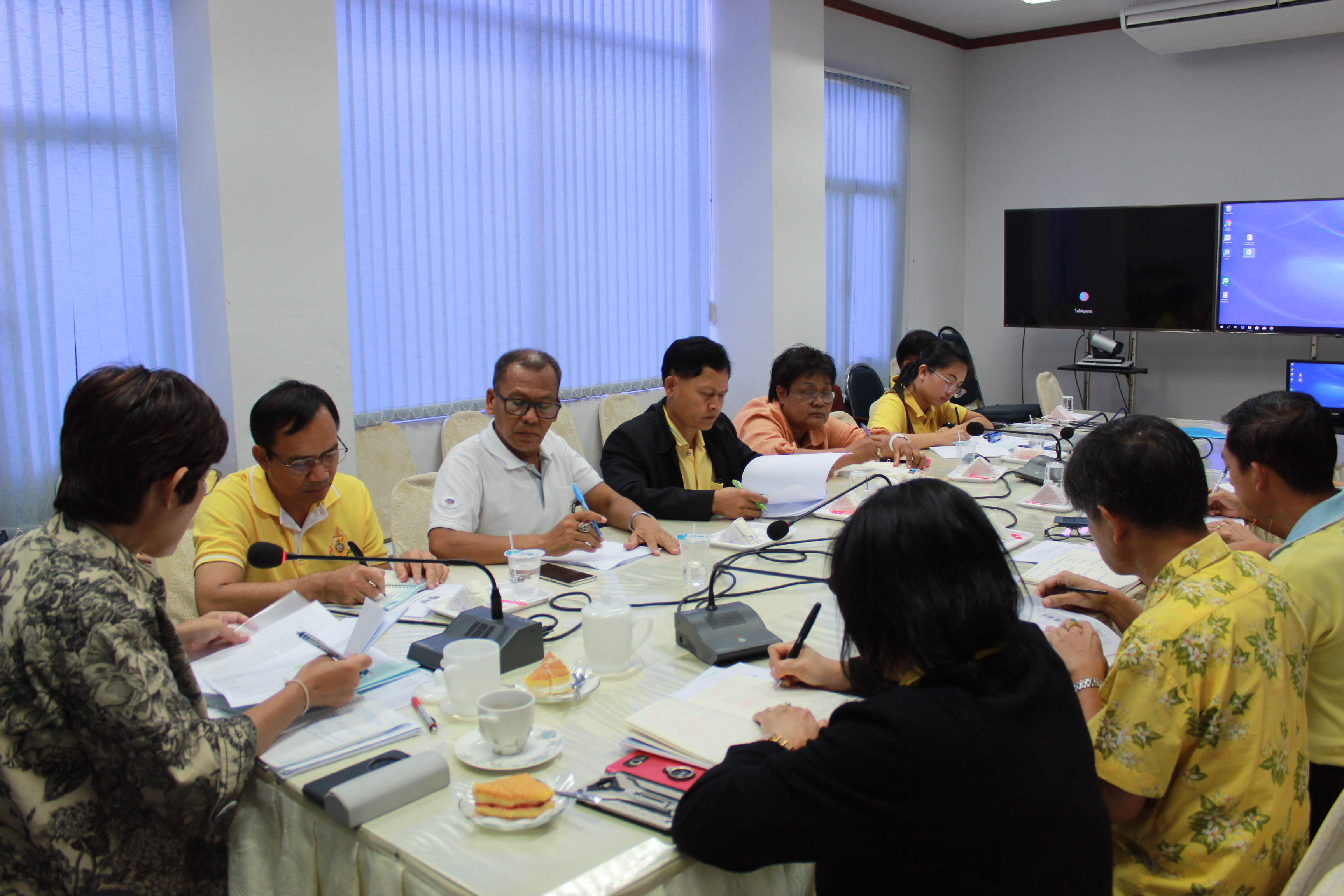 @แปดริ้ว:ผต.ติดตามงานกิจกรรมพัฒนาชุมชน