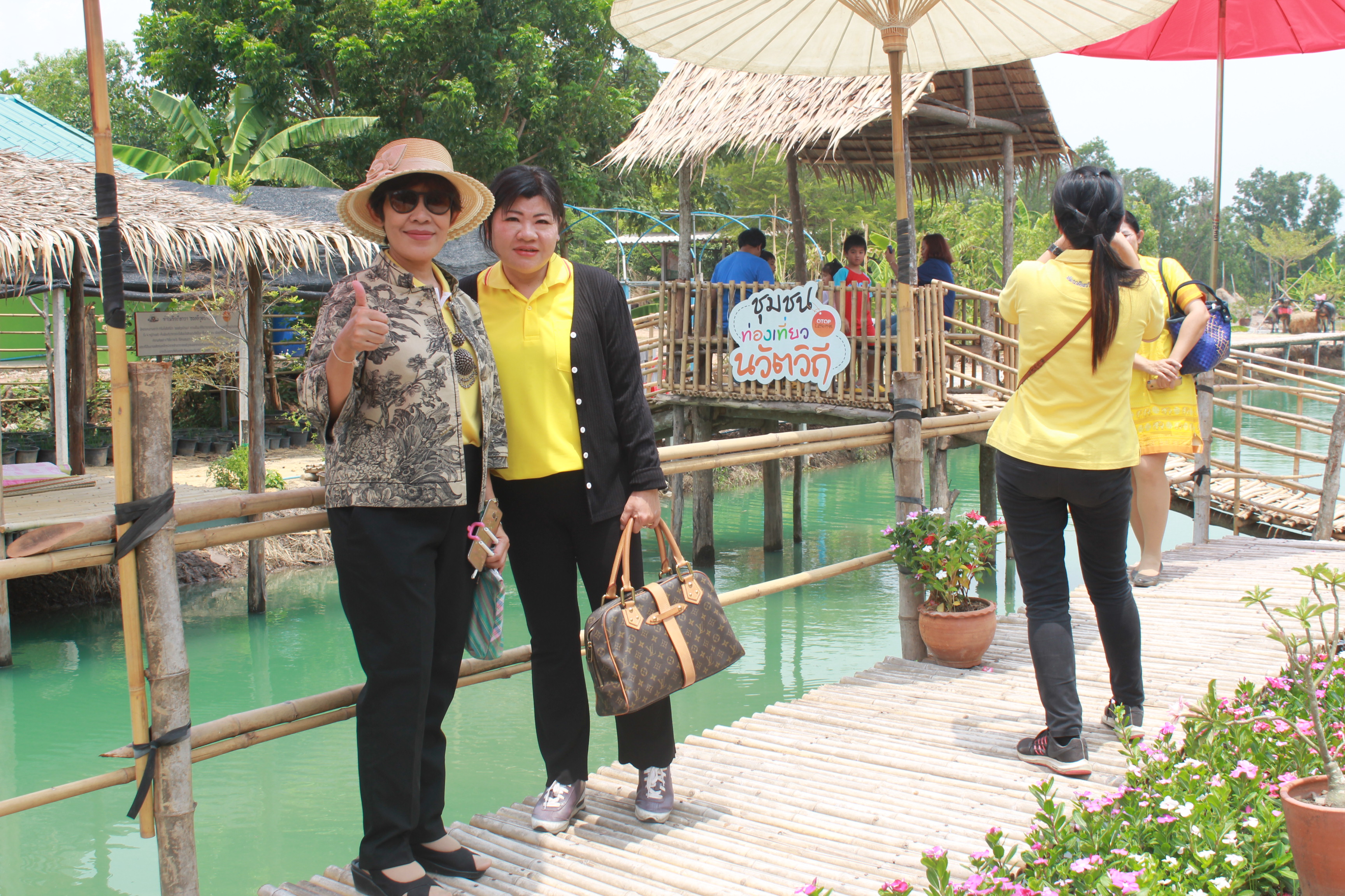 @แปดริ้ว:ผต.ลงพื้นที่ติดตามโครงการชุมชนท่องเที่ยว OTOP นวัตวิถี