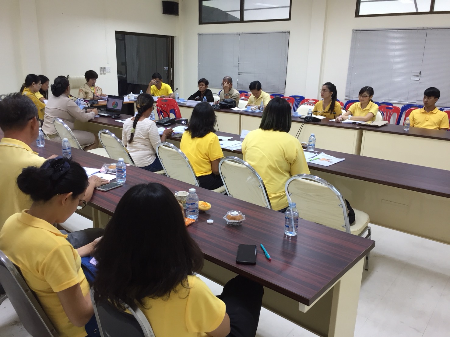 @แปดริ้ว:ประเมินคัดเลือกคนกองทุนพัฒนาบทบาทสตรีดีเด่นระดับเขตตรวจราชการที่ ๘