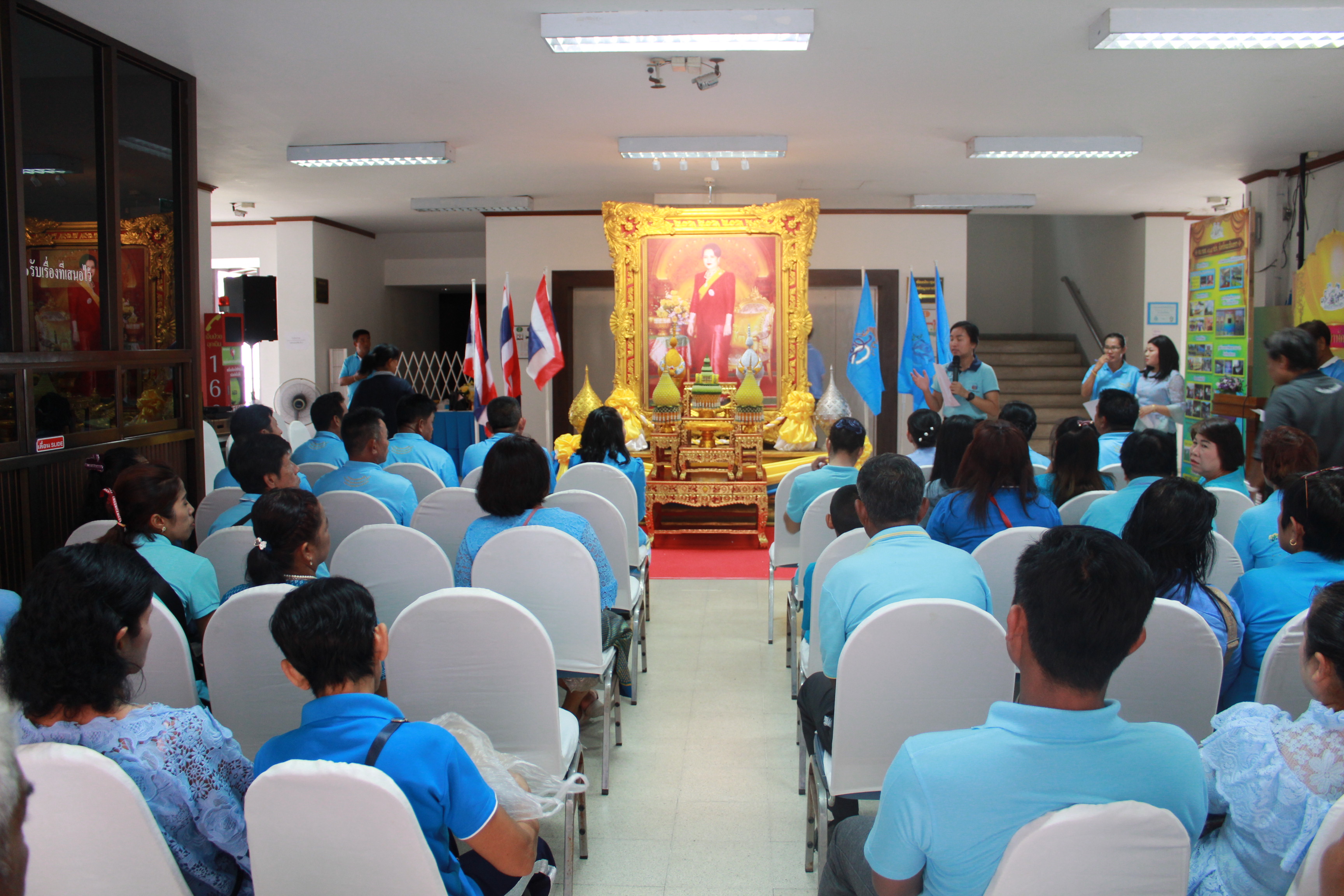 @แปดิ้ว:พิธีมอบเงินขวัญถุง “กองทุนแม่ของแผ่นดิน”ปี ๒๕๖๒