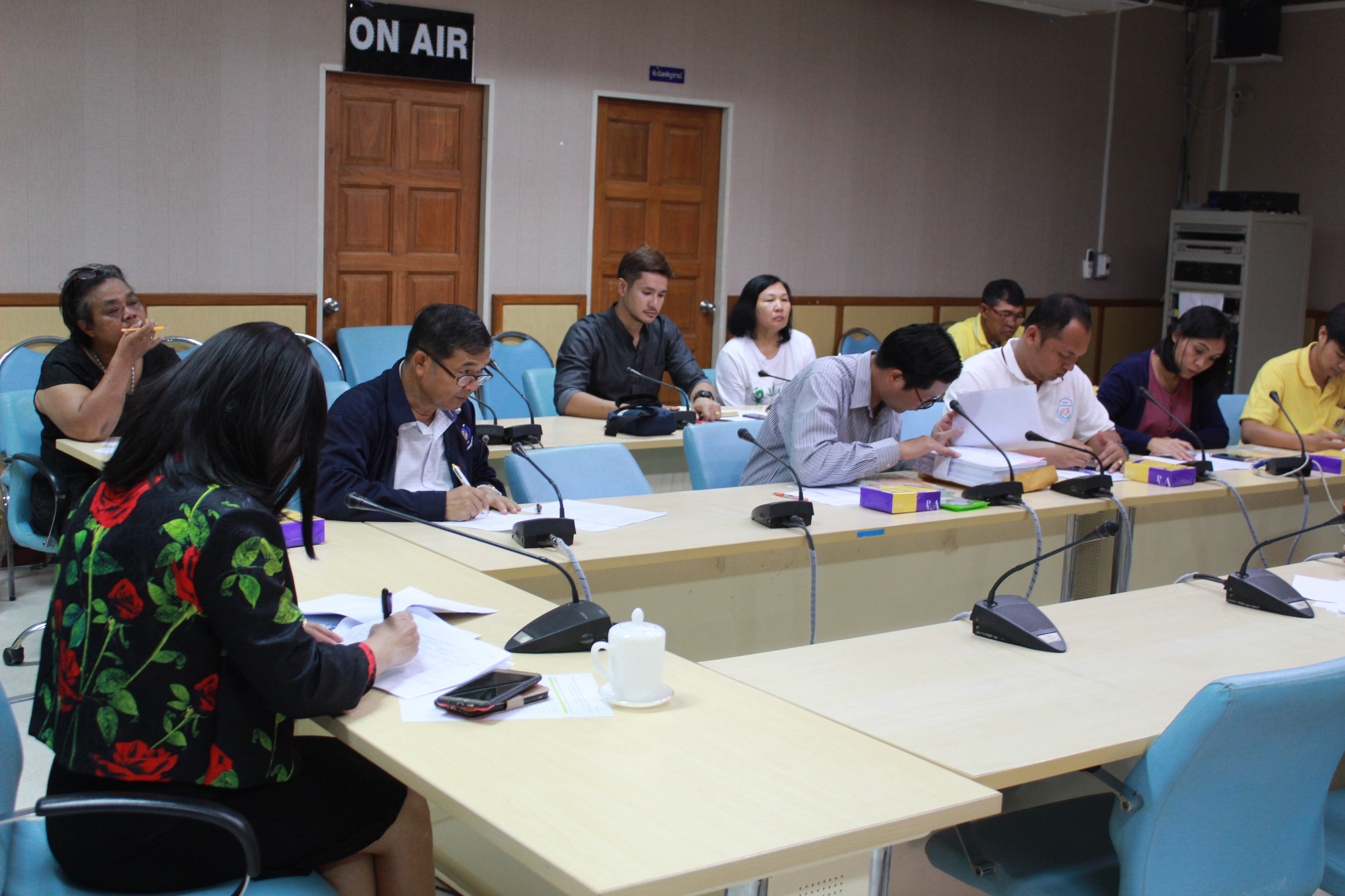 @แปดริ้ว:ประชุมโครงการพัฒนาต่อยอด ขยายผลรูปแบบการพัฒนาเศรษฐกิจฐานรากของกรมการพัฒนาชุมชน