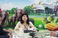 @แปดริ้ว:ร่วมรับฟังการประชุมกรมการพัฒนาชุมชน ครั้งที่ ๙/๒๕๖๒