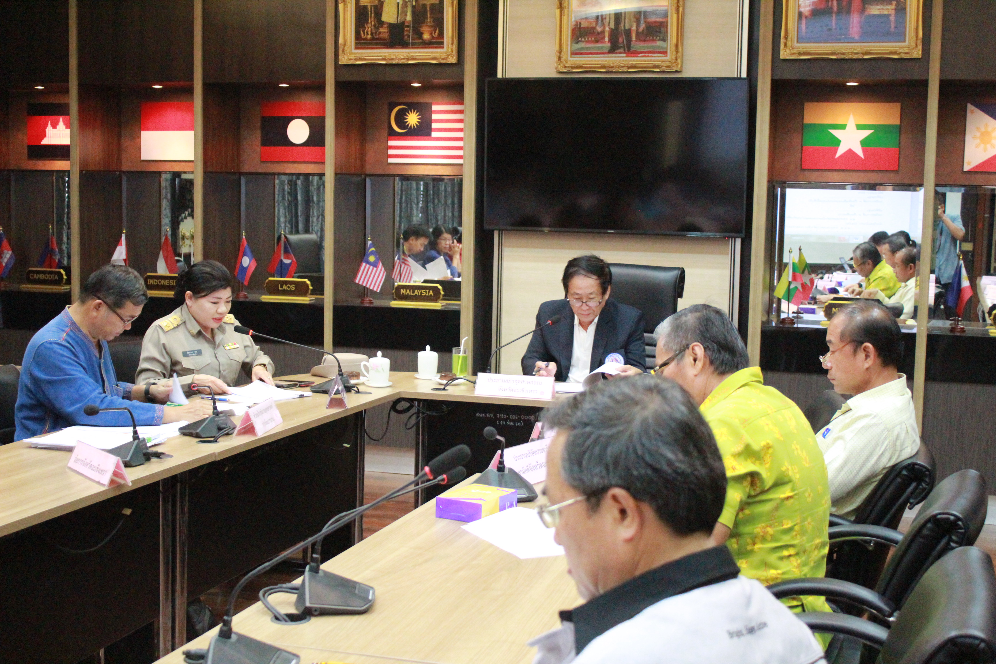 @แปดริ้ว:ประชุมคณะกรรมการประสานและขับเคลื่อนนโยบายสานพลังประชารัฐ ประจำจังหวัดฉะเชิงเทรา