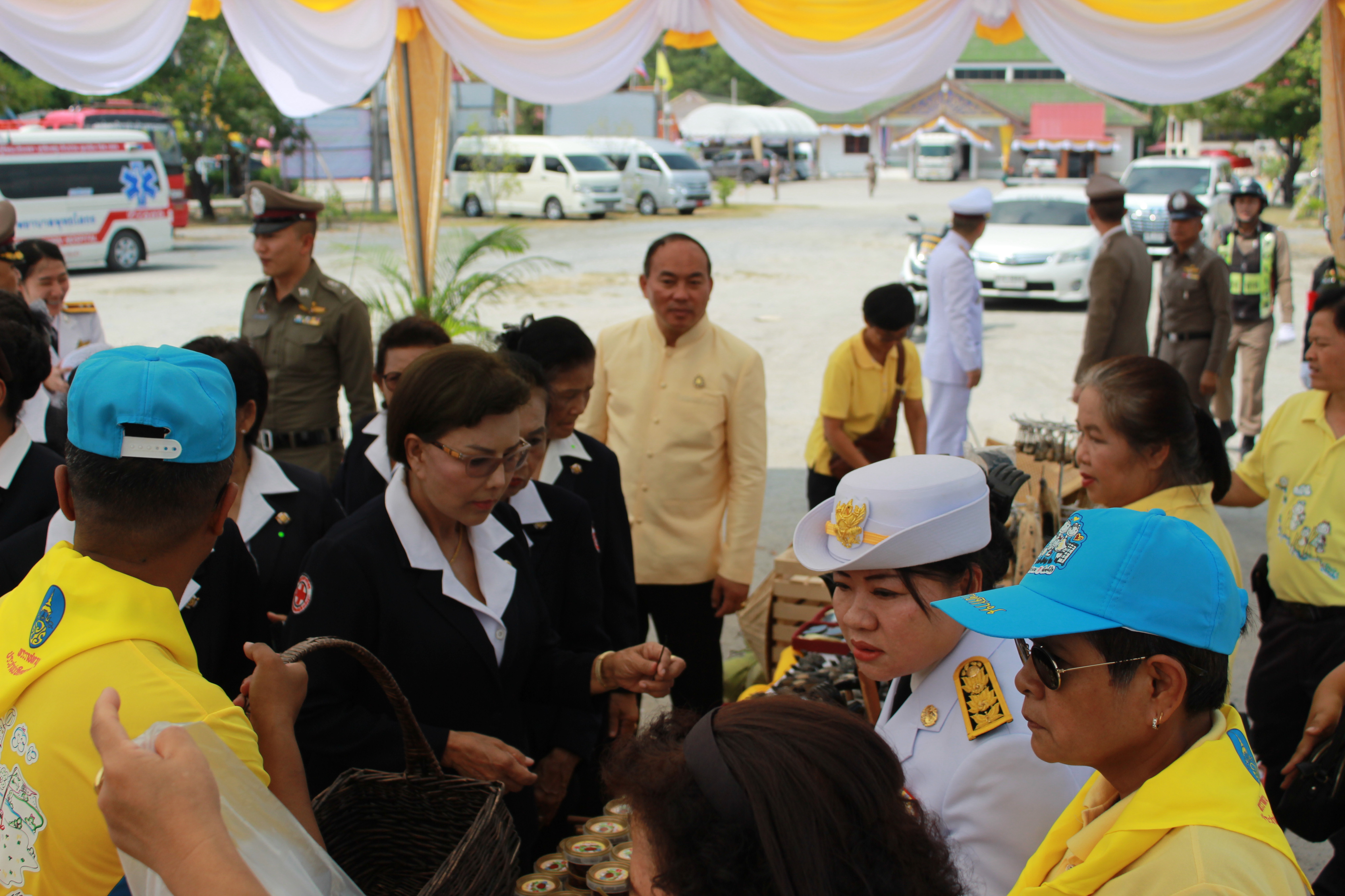 @แปดริ้ว: พช.ร่วมรับเสด็จฯผู้แทนพระองค์