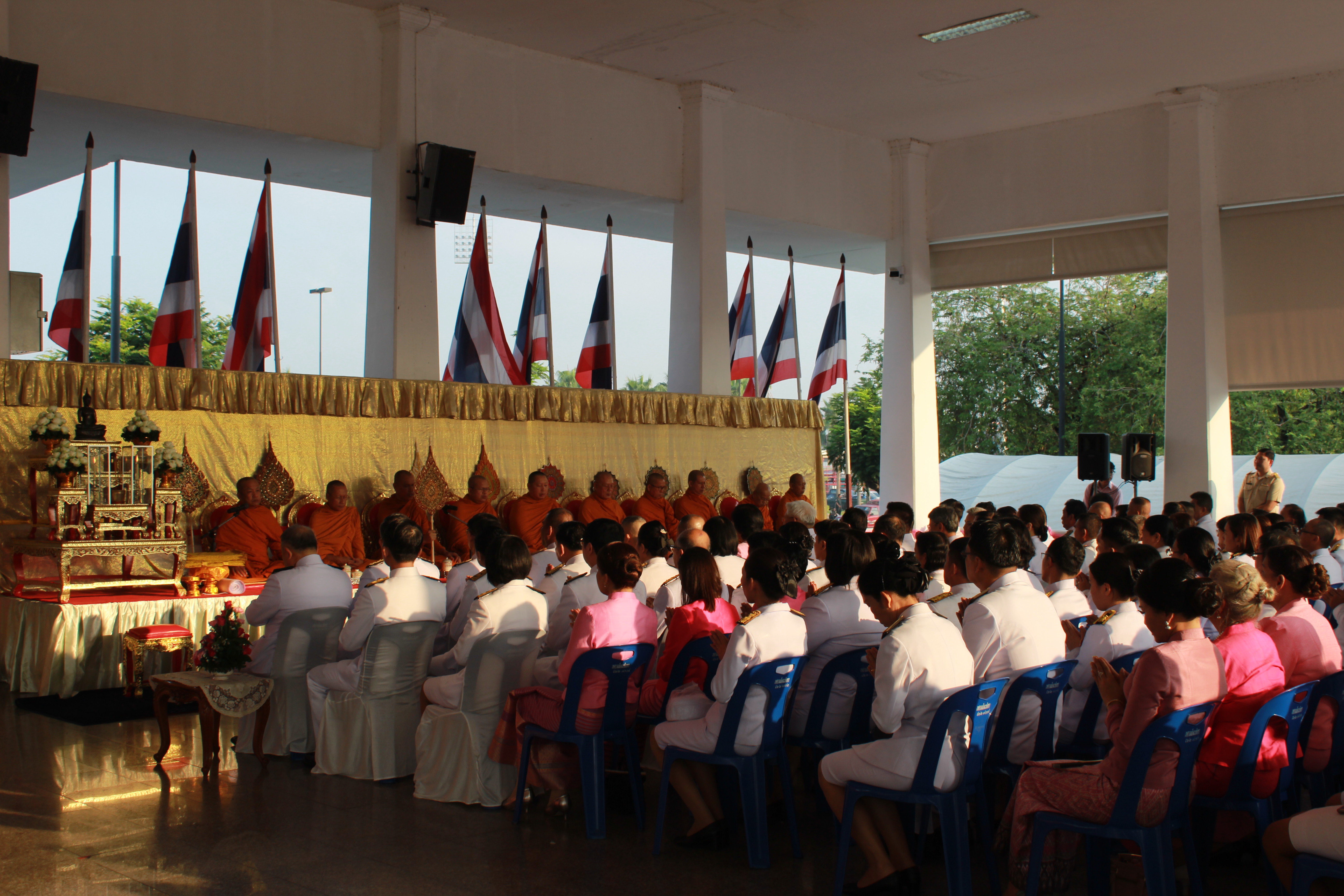 @ฉะเชิงเทรา:แม่น้ำบางปะกงแหล่งชีวิต พระศักดิ์สิทธิ์หลวงพ่อโสธร : พิธีบำเพ็ญกุศลและพิธีวางพวงมาลา เนื่องในวันคล้ายวันสวรรคต รัชกาลที่ ๕