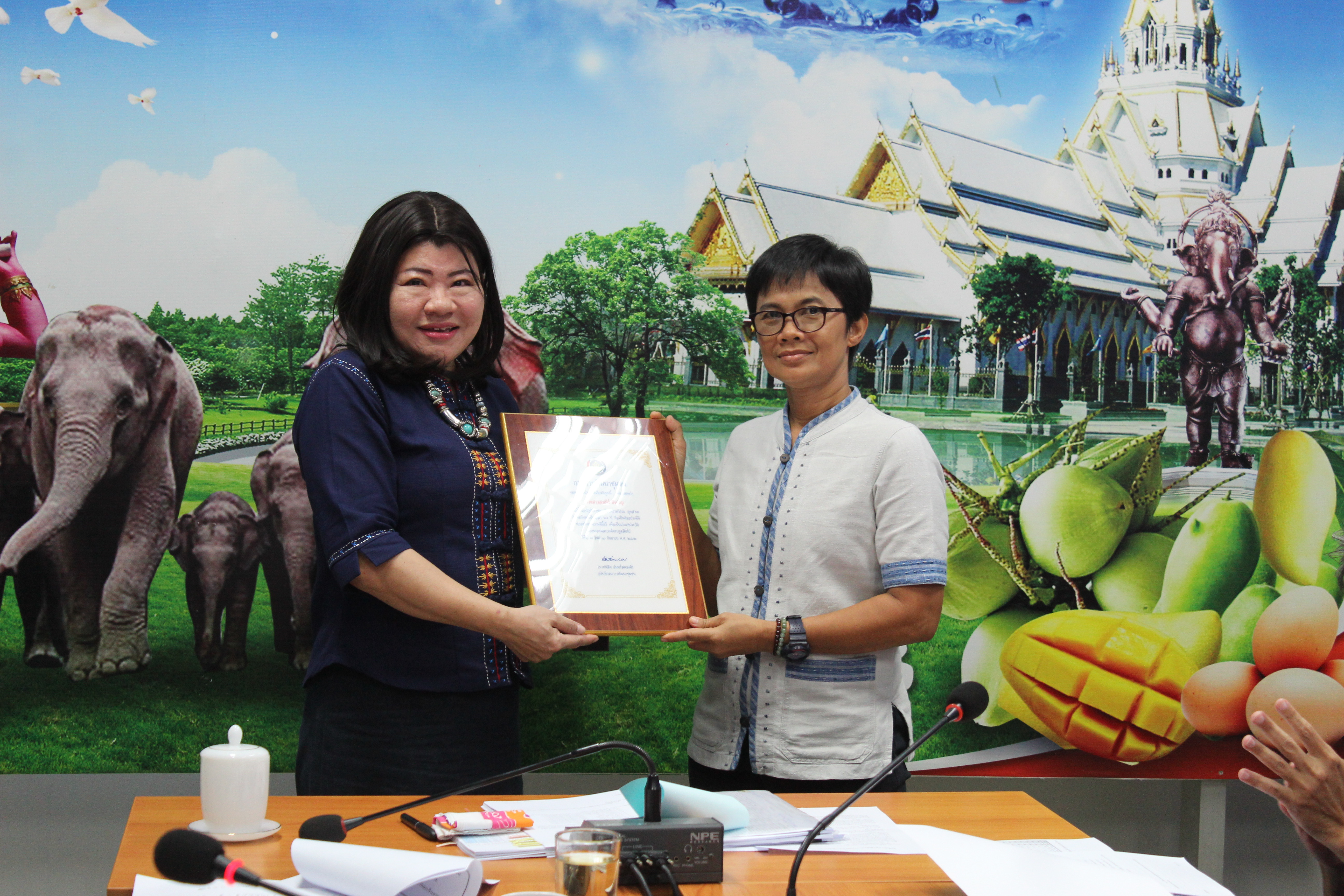 @ฉะเชิงเทรา : แม่น้ำบางปะกงแหล่งชีวิต พระศักดิ์สิทธิ์หลวงพ่อโสธร ; ประชุมผู้บริหารฯ ครั้งที่ ๑๐/๒๕๖๒