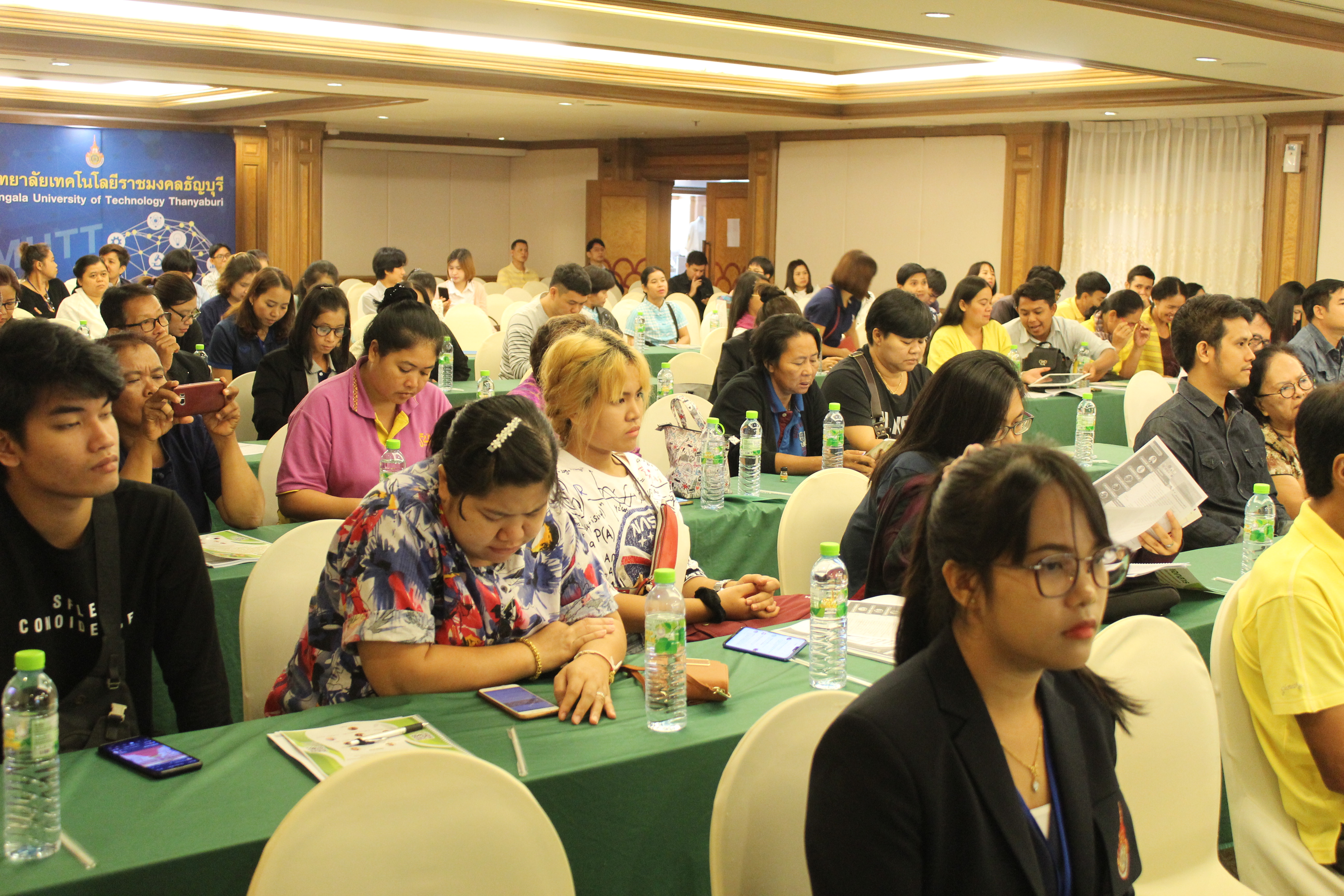 @ฉะเชิงเทรา;แม่น้ำบางปะกงแหล่งชีวิต พระศักดิ์สิทธิ์หลวงพ่อโสธร;ยกระดับโอทอป ด้วยวิทยาศาสตร์ เทคโนโลยี และนวัตกรรม