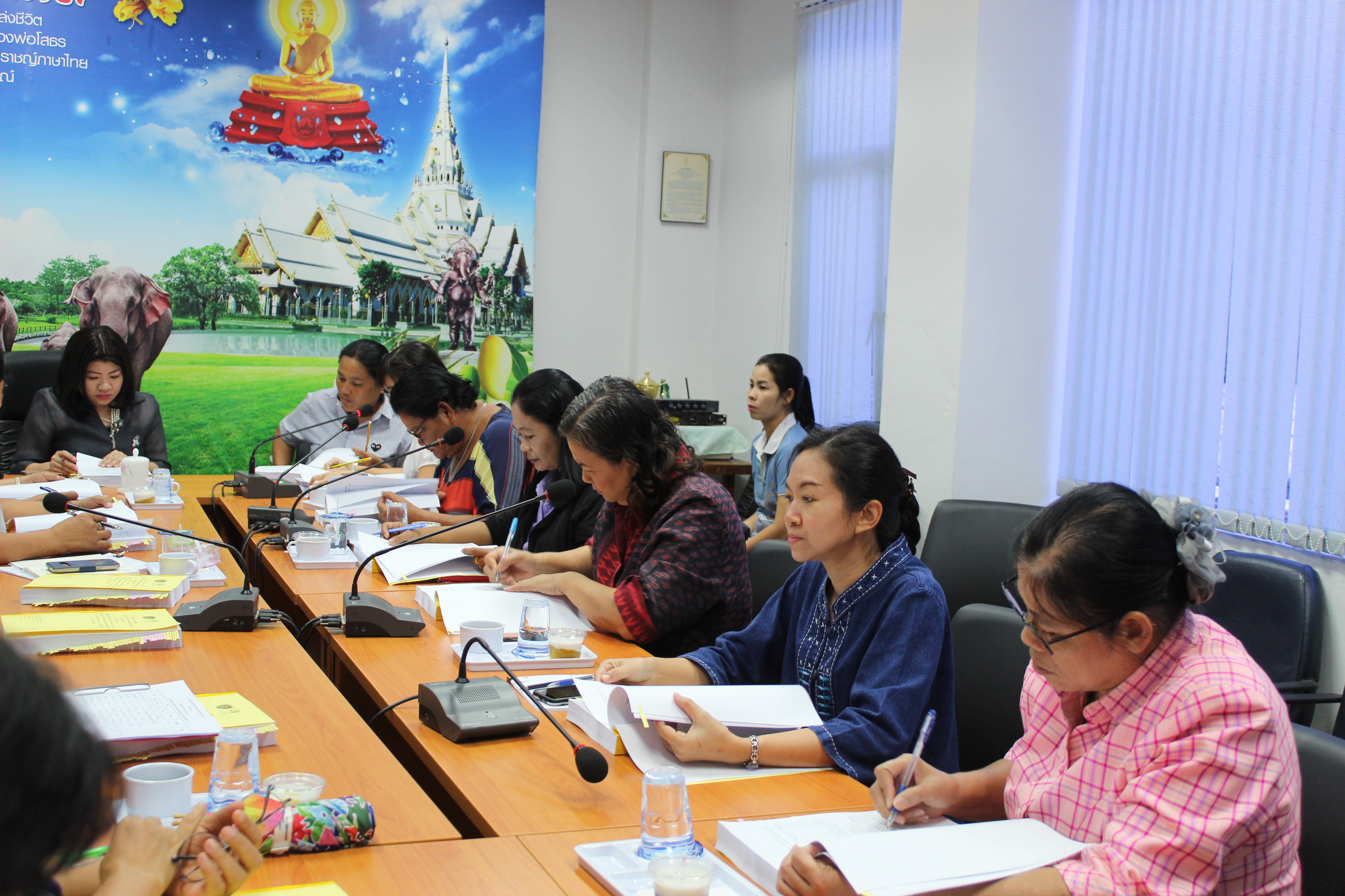 @ฉะเชิงเทรา: แม่น้ำบางปะกงแหล่งชีวิต พระศักดิ์สิทธิ์หลวงพ่อโสธร: ประชุมคณะทำงานขับเคลื่อนกองทุนพัฒนาบทบาทสตรี จังหวัดฉะเชิงเทรา ครั้งที่ ๘/๒๕๖๒