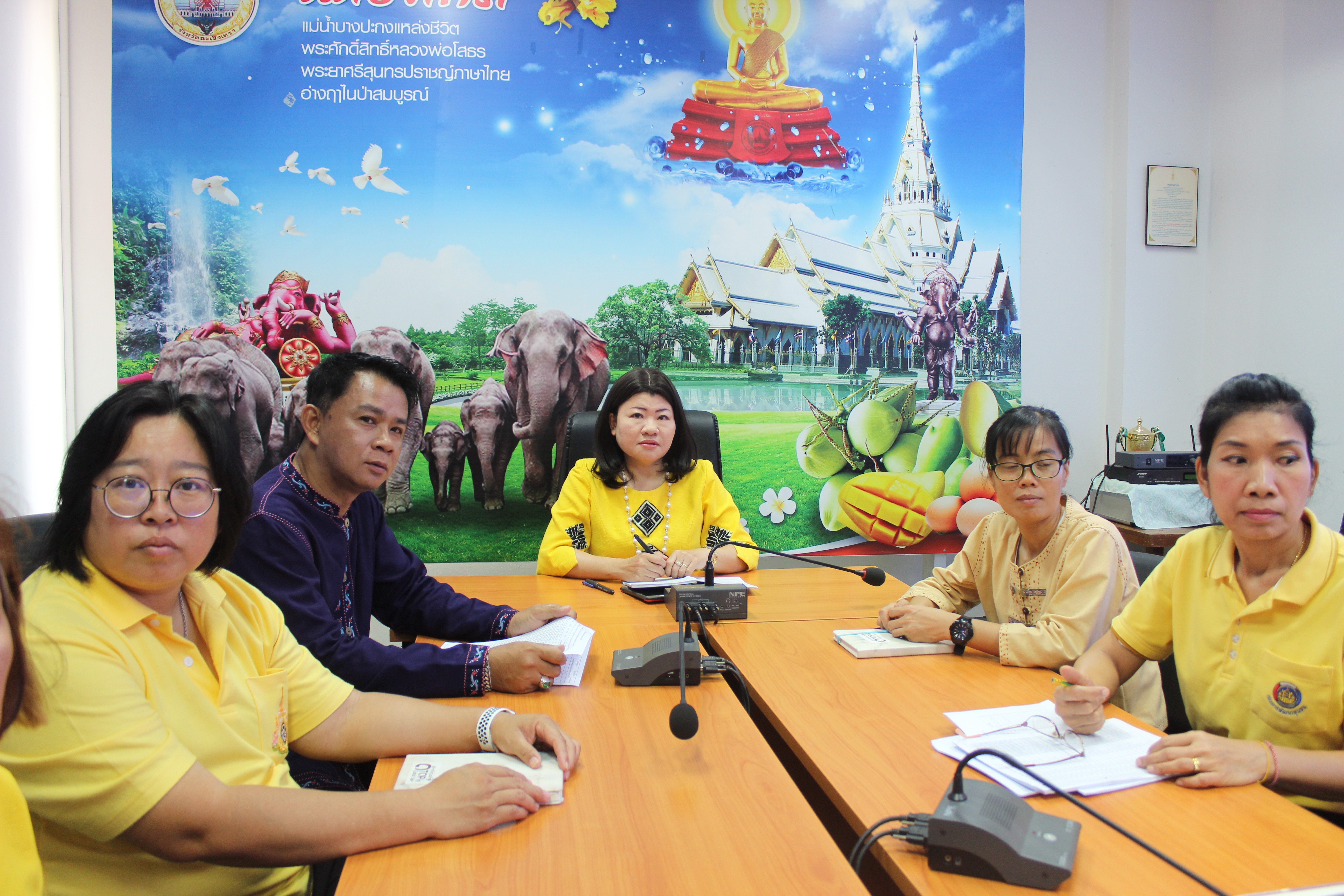 @ฉะเชิงเทรา : แม่น้ำบางปะกงแหล่งชีวิต พระศักดิ์สิทธิ์หลวงพ่อโสธร พระยาศรีสุนทรปราชญ์ภาษาไทย อ่างฤาไนป่าสมบูรณ์ >> รับฟังการประชุม Morning Brief กรมการพัฒนาชุมชน ผ่านระบบทีวี พช.>