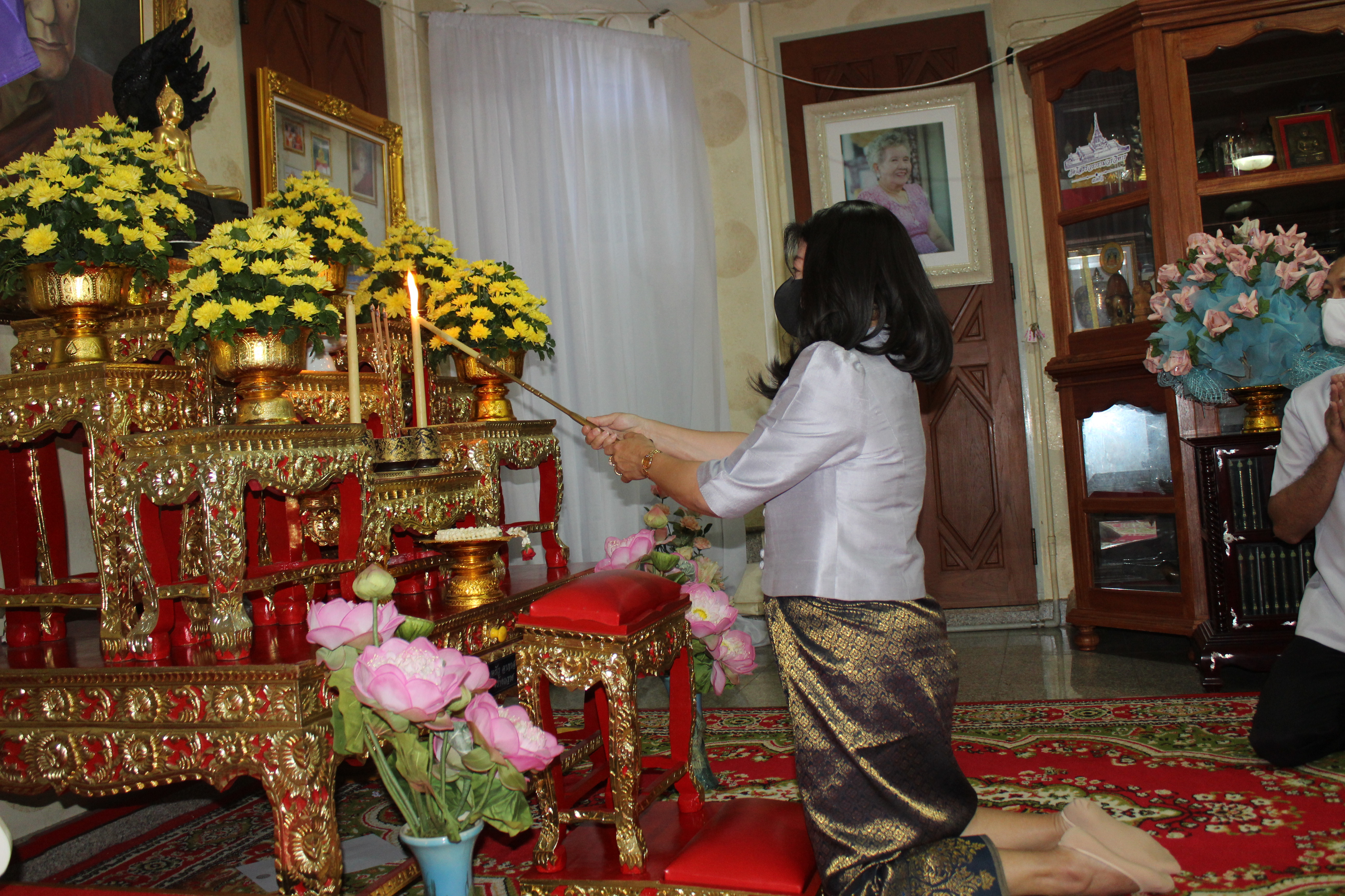 พช.ฉะเชิงเทรา ร่วมแบ่งปัน สร้างสรรค์สังคม ทอดผ้าป่าสมทบกองทุนพัฒนาเด็กชนบท