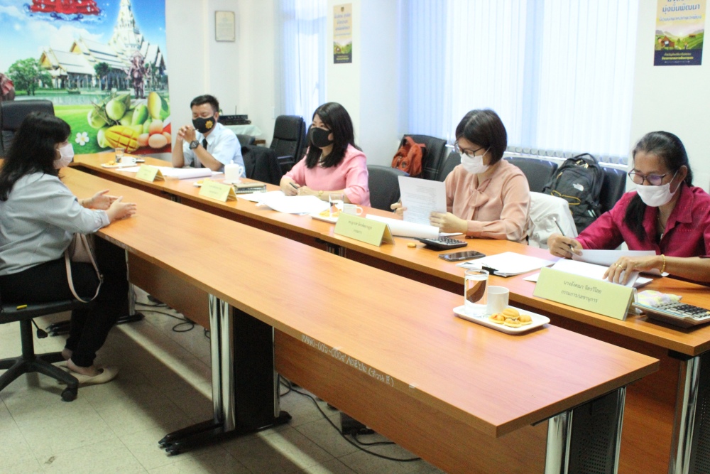 จังหวัดฉะเชิงเทรา สอบคัดเลือกเพื่อสรรหาบุคคลเป็นพนักงานจ้างเหมาบริการ ตำแหน่งบัณฑิตอาสา 34 อัตรา เพื่อให้บัณฑิตที่ว่างงานในพื้นที่มีโอกาสและมีส่วนร่วมในการพัฒนาชุมชน และท้องถิ่นของตนเอง