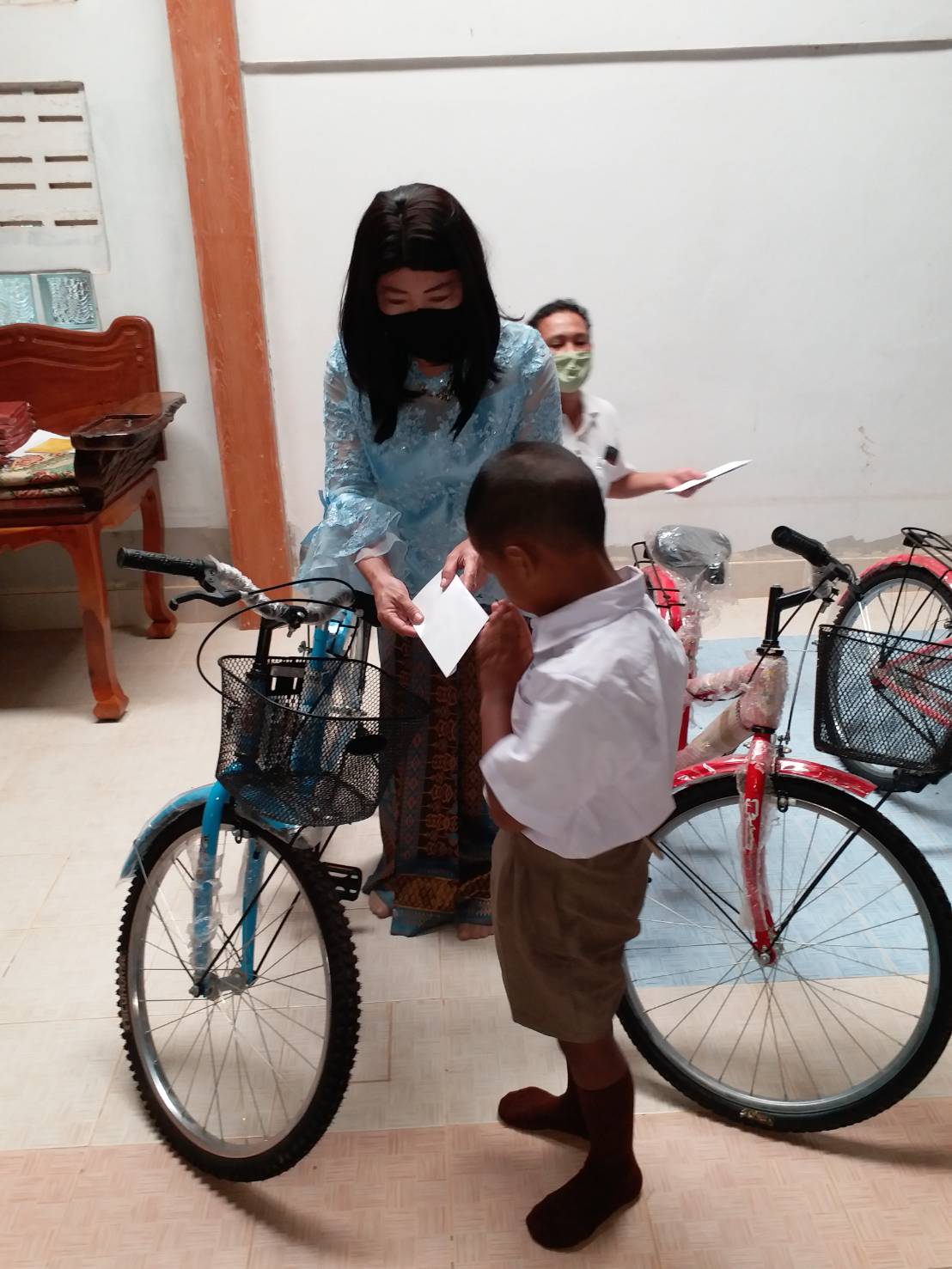 สำนักงานพัฒนาชุมชนจังหวัดฉะเชิงเทรา ได้รับความเมตตาจากพระคุณเจ้าพระปัญญาวิสุทธิโมลี เจ้าคณะอำเภอเมืองฉะเชิงเทรา (ธรรมยุต) จัดทำโครงการทำบุญ 9 วัด ขยายผลการปลูกผักสู่วัดและชุมชน น้อมนำแนวพระราชดำริ สมเด็จพระกนิษฐาธิราชเจ้า กรมสมเด็จพระเทพรัตนราชสุดาฯ สยามบรมราชกุมารี ด้วยการสร้างวัฒนธรรมการปลูกพืชผักสวนครัว ระยะที่ 2