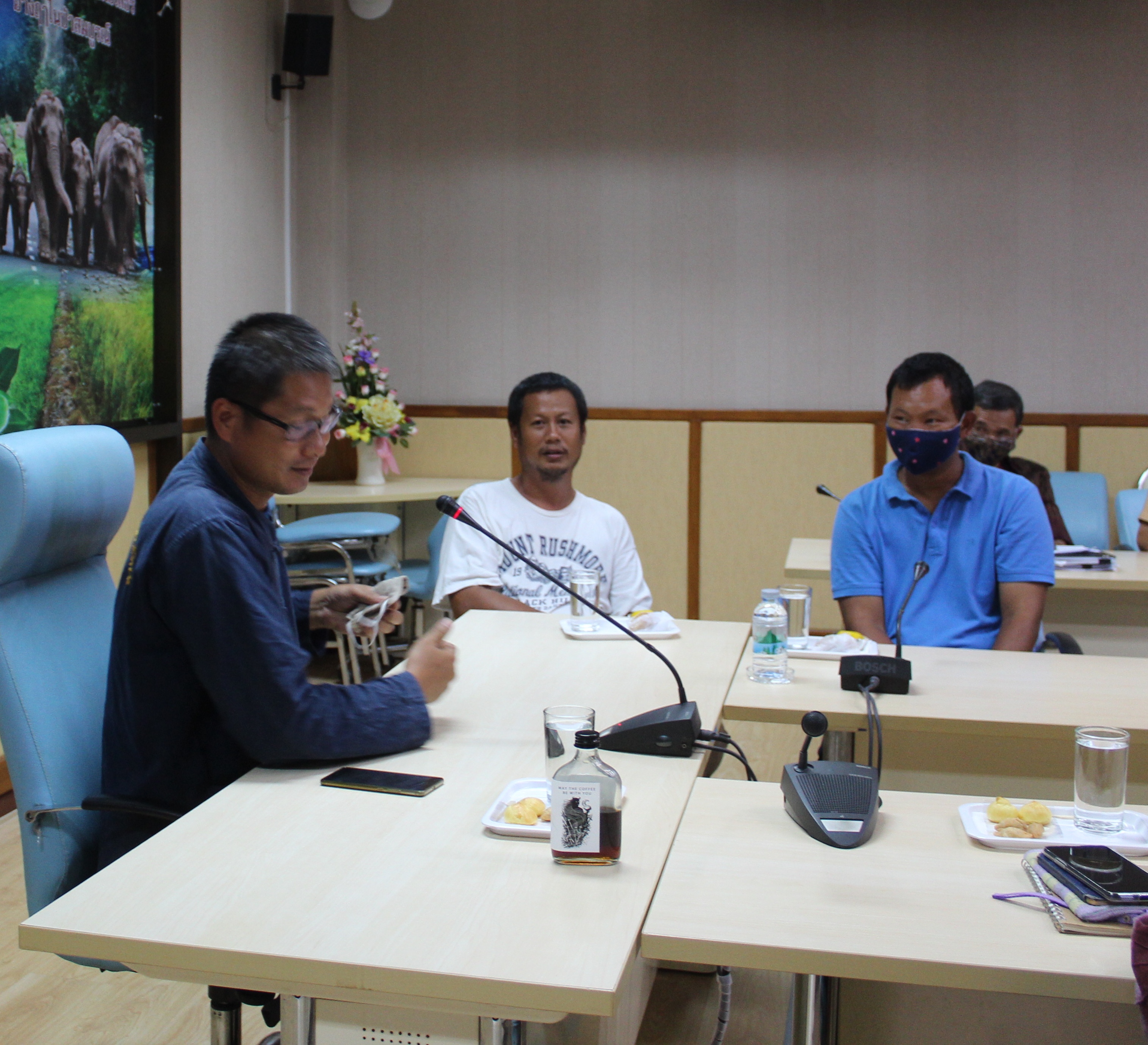 พช.ฉะเชิงเทรา ประชุมเพื่อวางแผนการดำเนินโครงการขับเคลื่อนพื้นที่ต้นแบบการพัฒนาคุณภาพชีวิต ตามหลักทฤษฎีใหม่ของพระบาทสมเด็จพระเจ้าอยู่หัว รัชกาลที่ 9 ประยุกต์สู่ “โคก หนอง นา โมเดล” ร่วมกับเครือข่ายศูนย์กสิกรรมธรรมชาติ และทีมอาสา