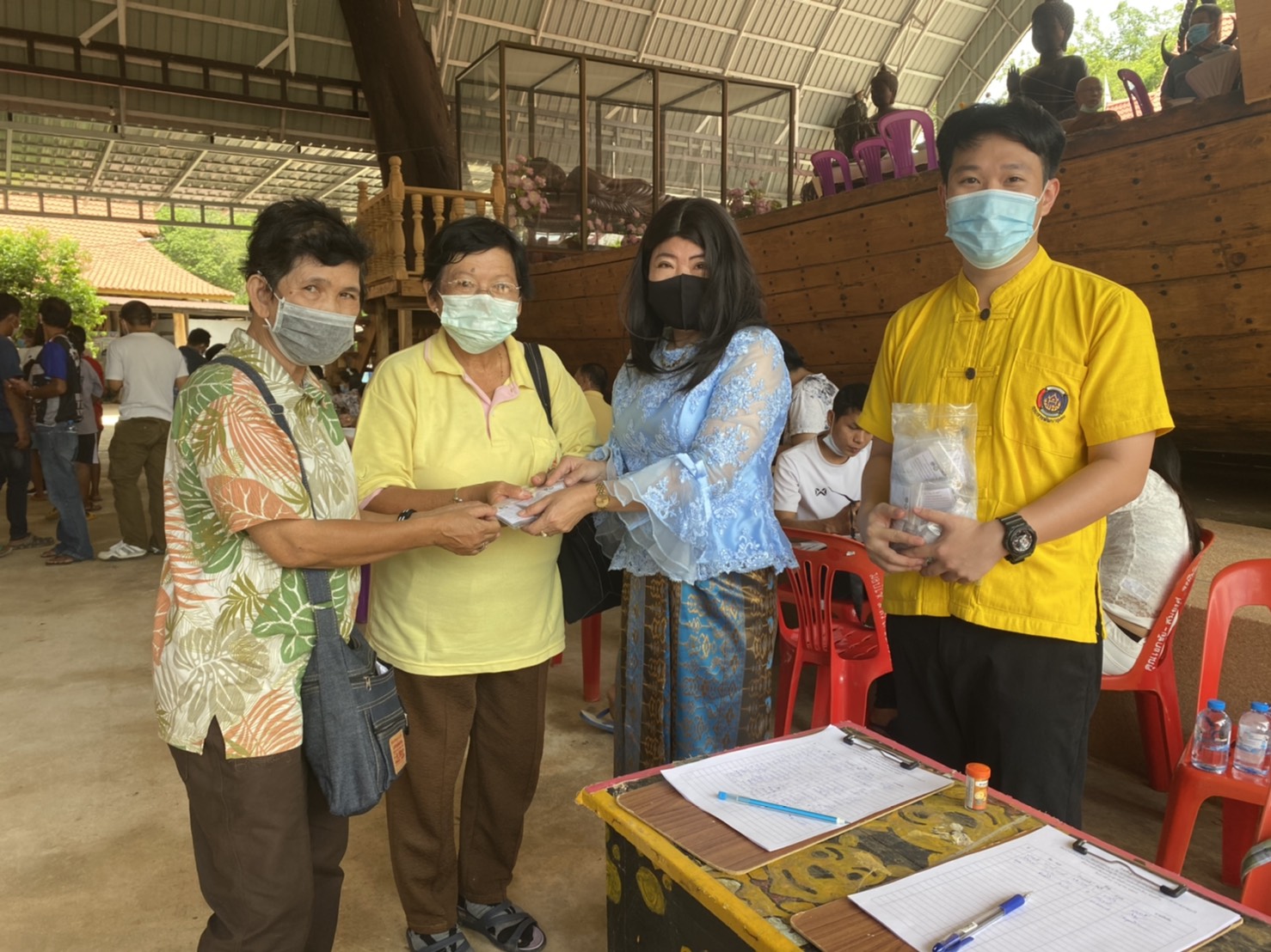 สำนักงานพัฒนาชุมชนจังหวัดฉะเชิงเทรา ได้รับความเมตตาจากพระคุณเจ้าพระปัญญาวิสุทธิโมลี เจ้าคณะอำเภอเมืองฉะเชิงเทรา (ธรรมยุต) จัดทำโครงการทำบุญ 9 วัด ขยายผลการปลูกผักสู่วัดและชุมชน น้อมนำแนวพระราชดำริ สมเด็จพระกนิษฐาธิราชเจ้า กรมสมเด็จพระเทพรัตนราชสุดาฯ สยามบรมราชกุมารี ด้วยการสร้างวัฒนธรรมการปลูกพืชผักสวนครัว ระยะที่ 2