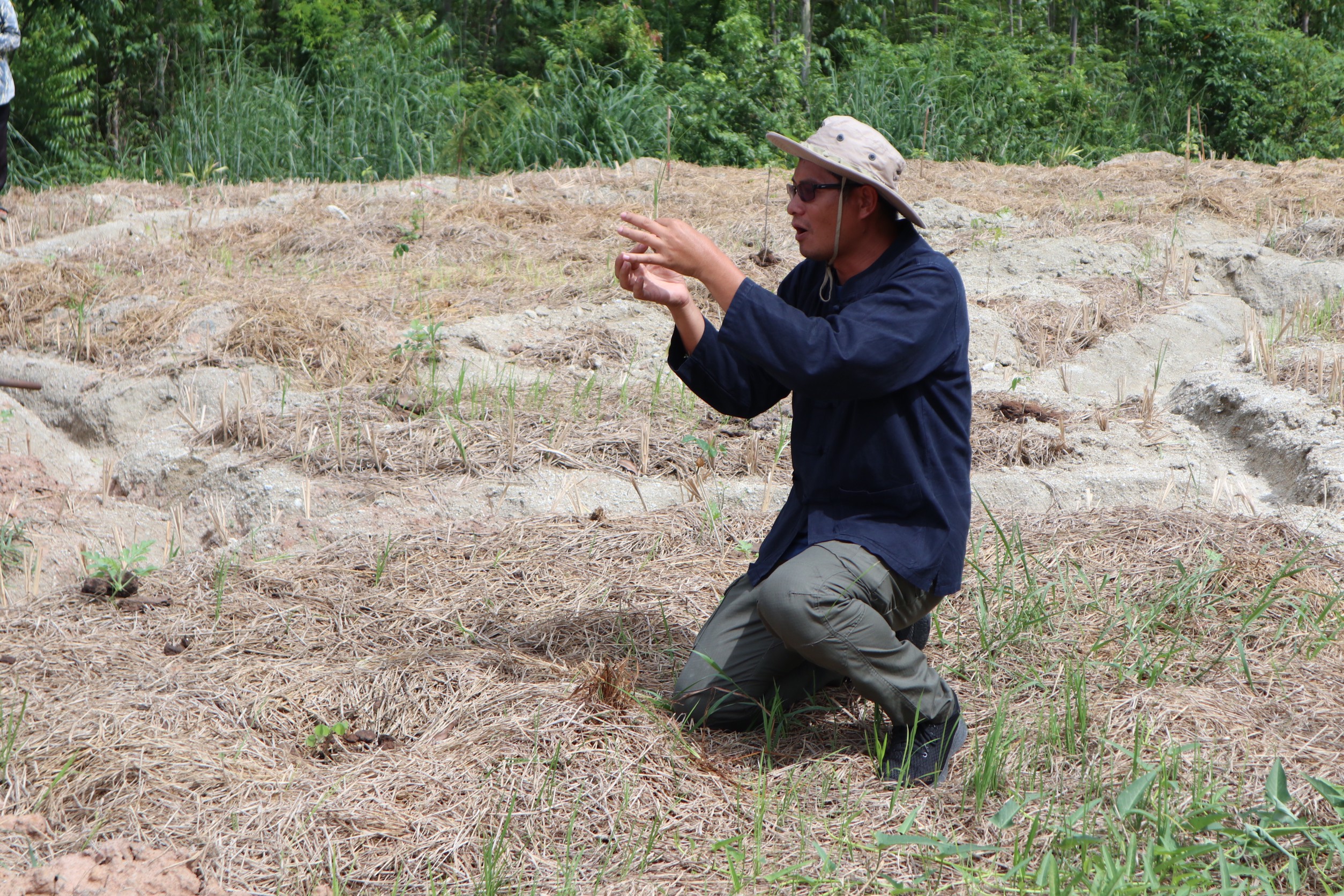 >>> พช.แปดริ้ว ขับเคลื่อนกิจกรรมเอามื้อสามัคคี ณ ชุมชนวัดโกรกแก้ววงพระจันทร์ <<<