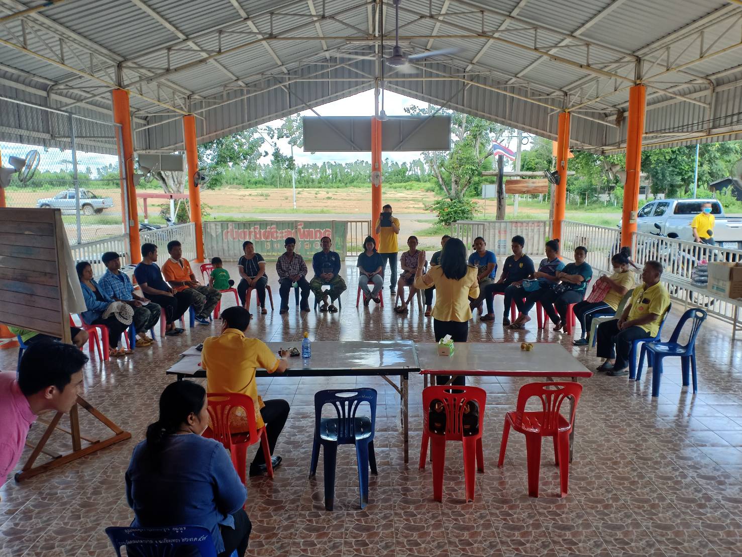 ?พัฒนาอาชีพกลุ่มวิสาหกิจชุมชนผู้เลี้ยงผึ้งบ้านคลองมะหาด?