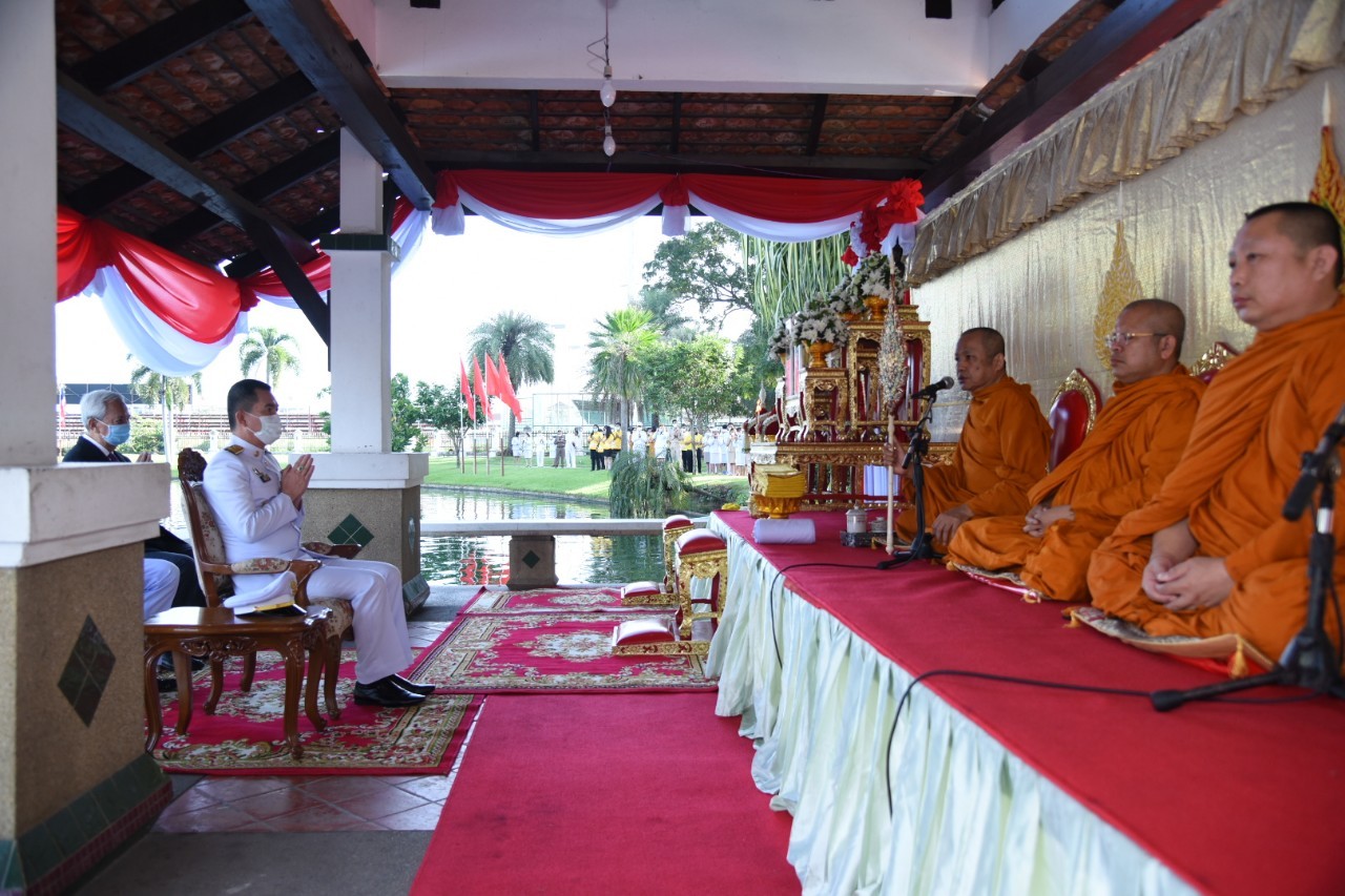 ??สำนักงานพัฒนาชุมชนจังหวัดฉะเชิงเทรา  ร่วมกิจกรรมน้อมรำลึกเนื่องในวันคล้ายวันพระราชสมภพครบ 120 ปี สมเด็จพระศรีนครินทราบรมราชชนนี