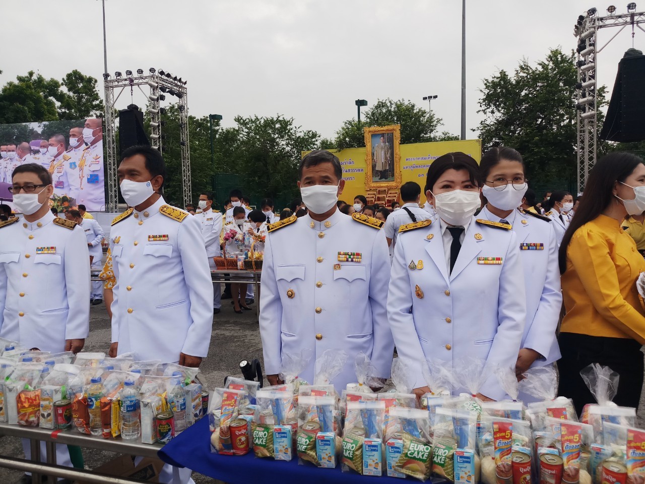 ?พช.ฉะเชิงเทรา ร่วมพิธีบำเพ็ญกุศลและกิจกรรมน้อมรำลึกเนื่องในวันคล้ายวันสวรรคตพระบาทสมเด็จพระบรมชนกาธิเบศร มหาภูมิพลอดุลยเดชมหาราช บรมนาถบพิตร