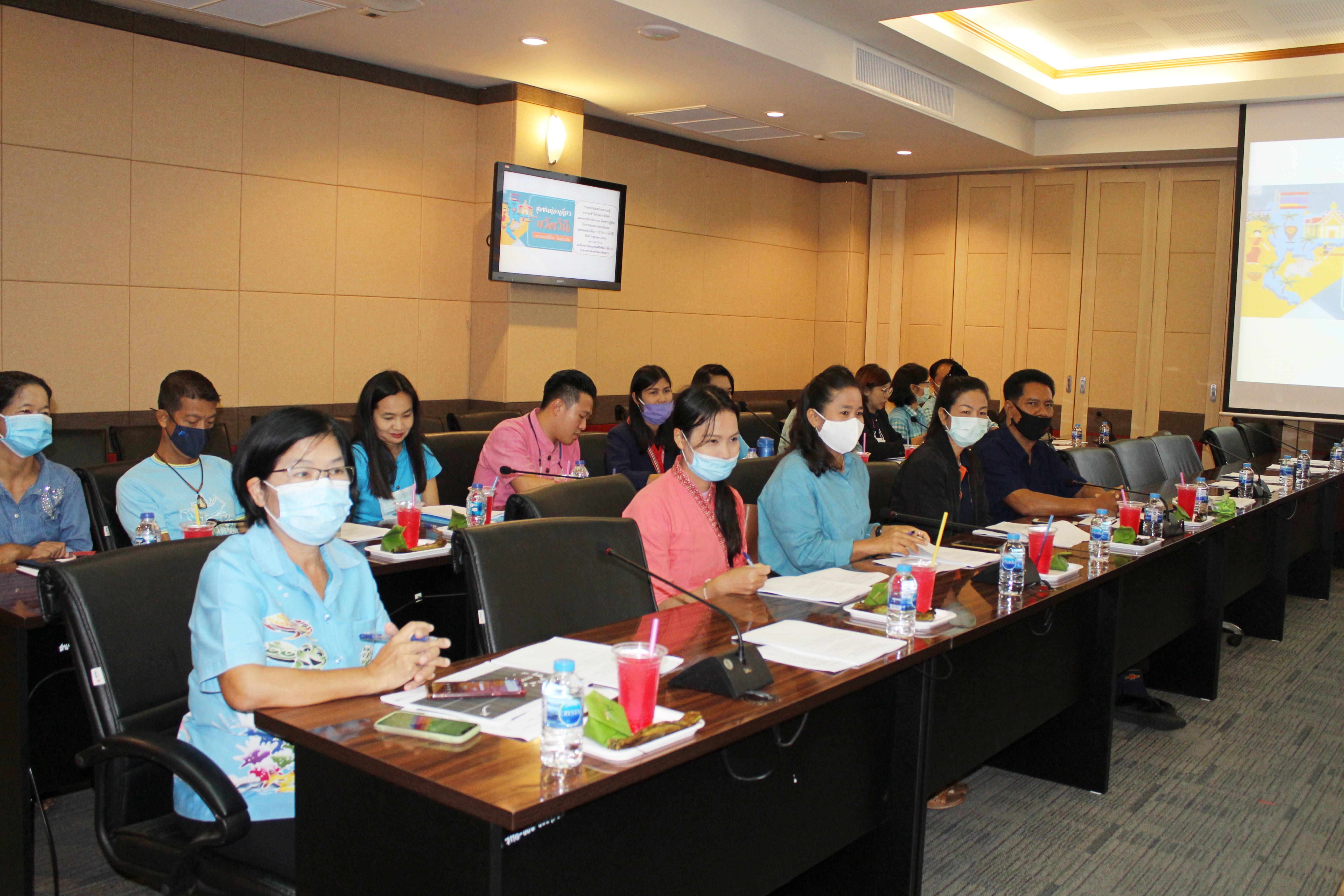 พช.แปดริ้วประชุมสร้างความรู้ ความเข้าใจ เพื่อขับเคลื่อนชุมชนท่องเที่ยว OTOP นวัตวิถี