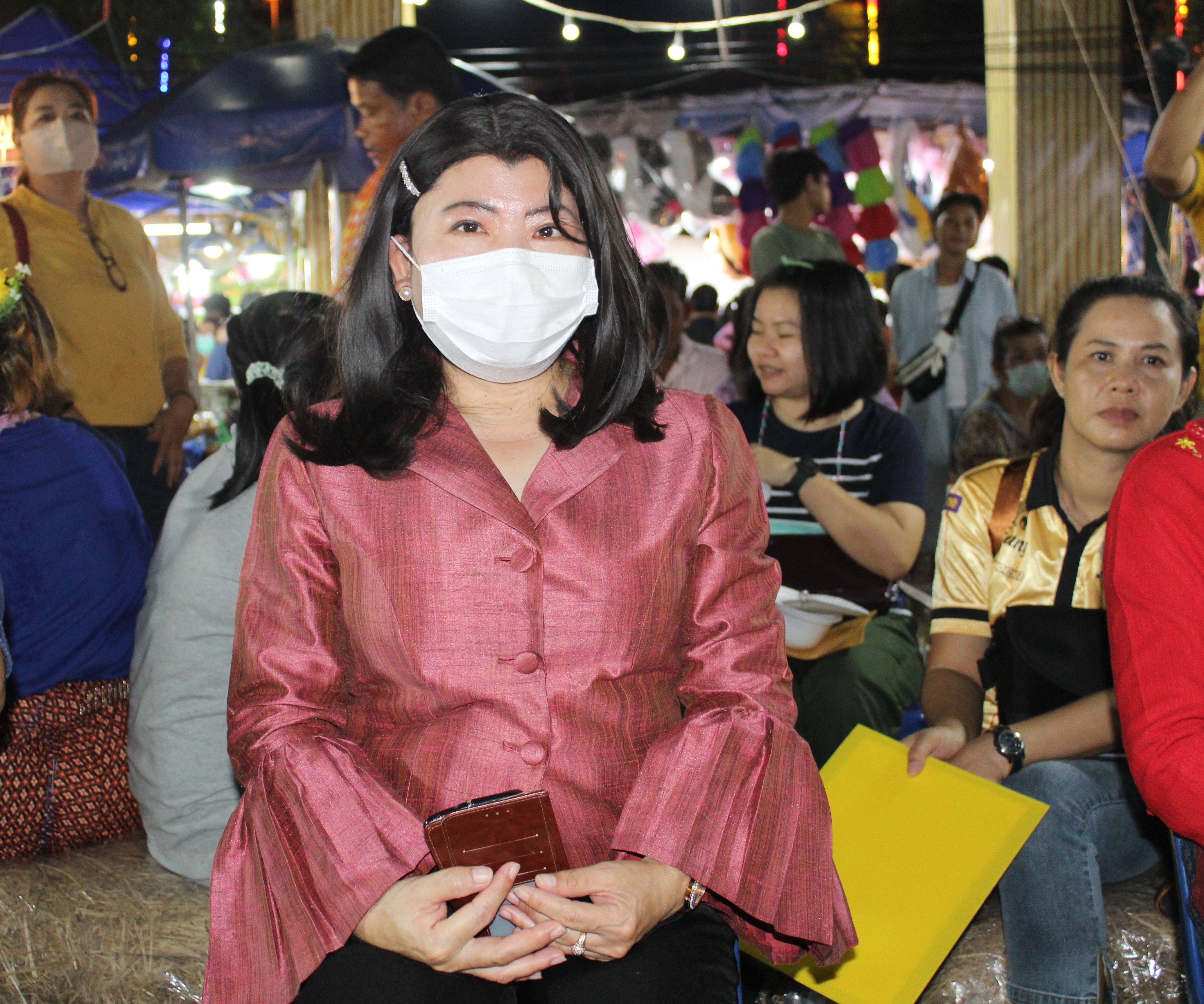 ??ลีลาเร้าใจ ทีมส้มตำจาก 8 อำเภอ ชิงชนะเลิศการแข่งขันส้มตำ “ตำแปดริ้ว” ในงานนมัสการหลวงพ่อโสธร และงานประจำปี จังหวัดฉะเชิงเทรา 2563