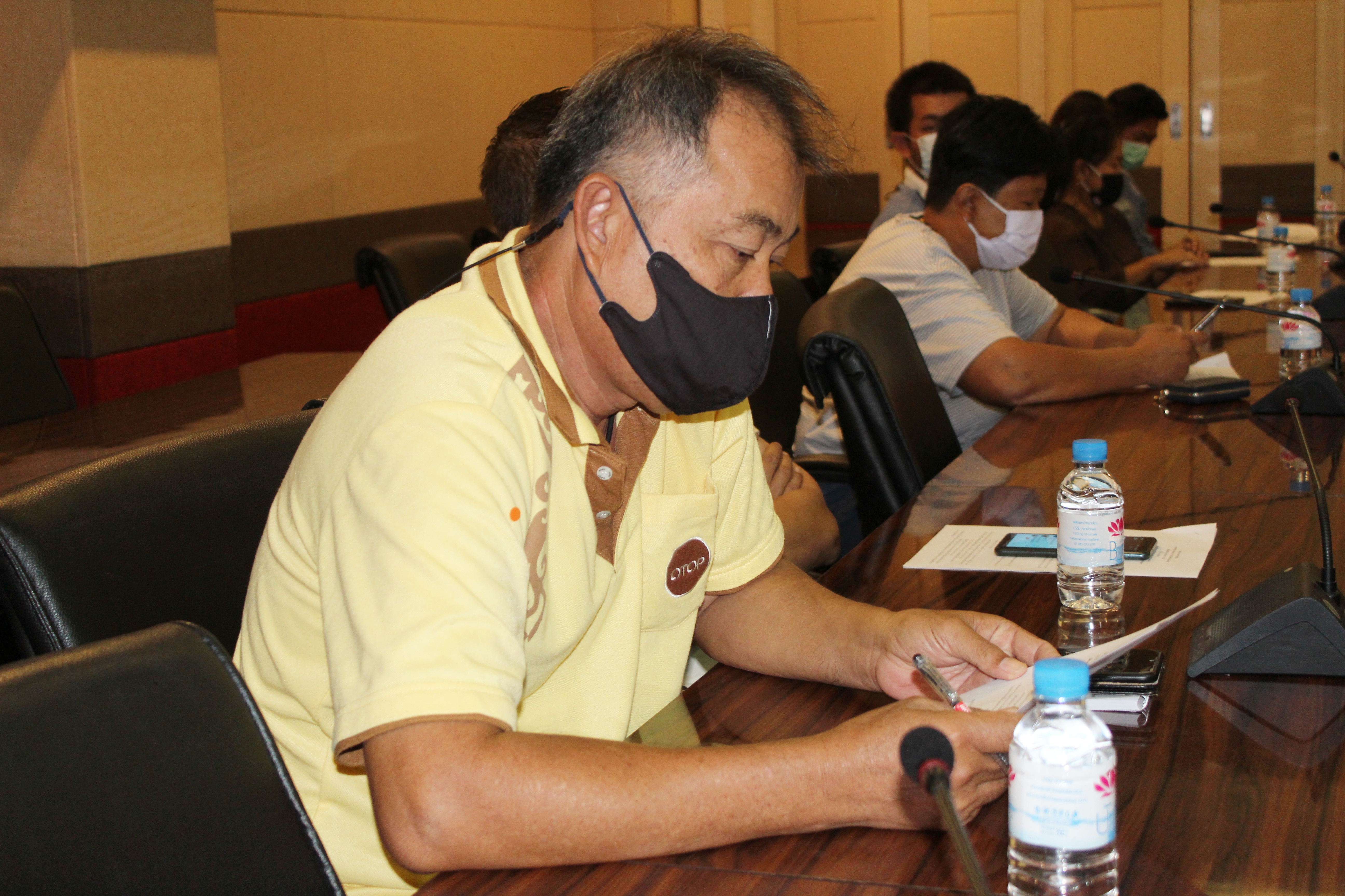 ?พช.แปดริ้ว คัดเลือกผู้ผลิตผู้ประกอบการ OTOP เพื่อเข้าร่วมแสดง และจำหน่ายสินค้า OTOP City 2020