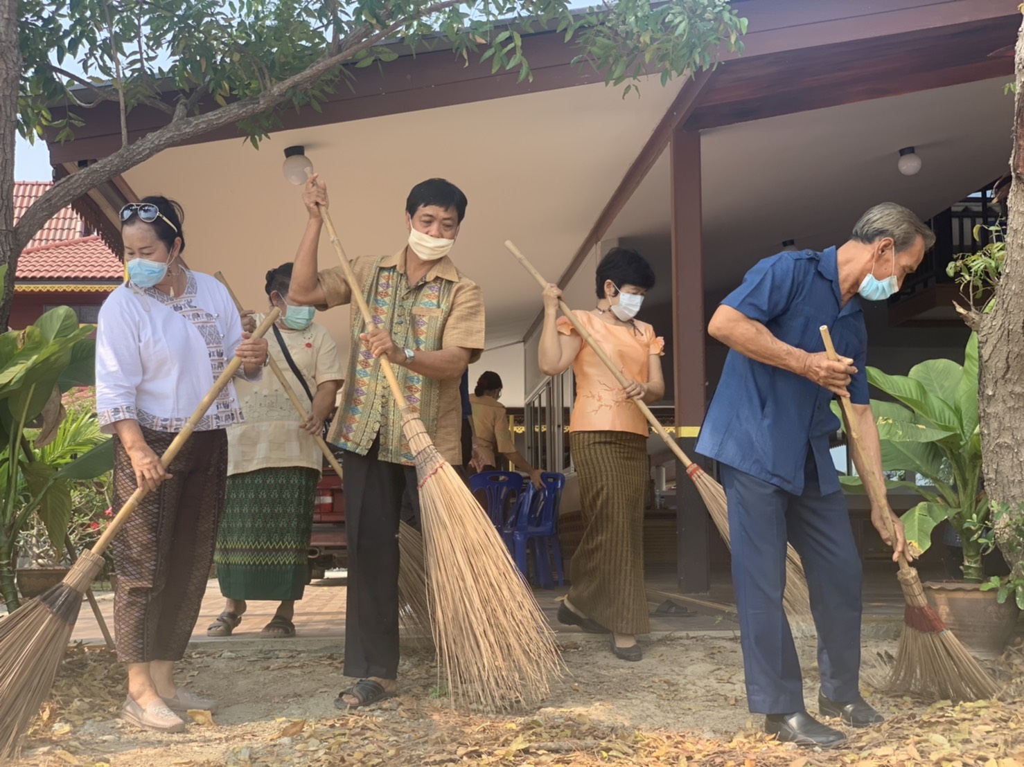 สำนักงานพัฒนาชุมชนอำเภอบางคล้า ร่วมกับผู้นำอาสาพัฒนาชุมชน จัดกิจกรรมครบรอบ 52 ปี ผู้นำอาสาพัฒนาชุมชน